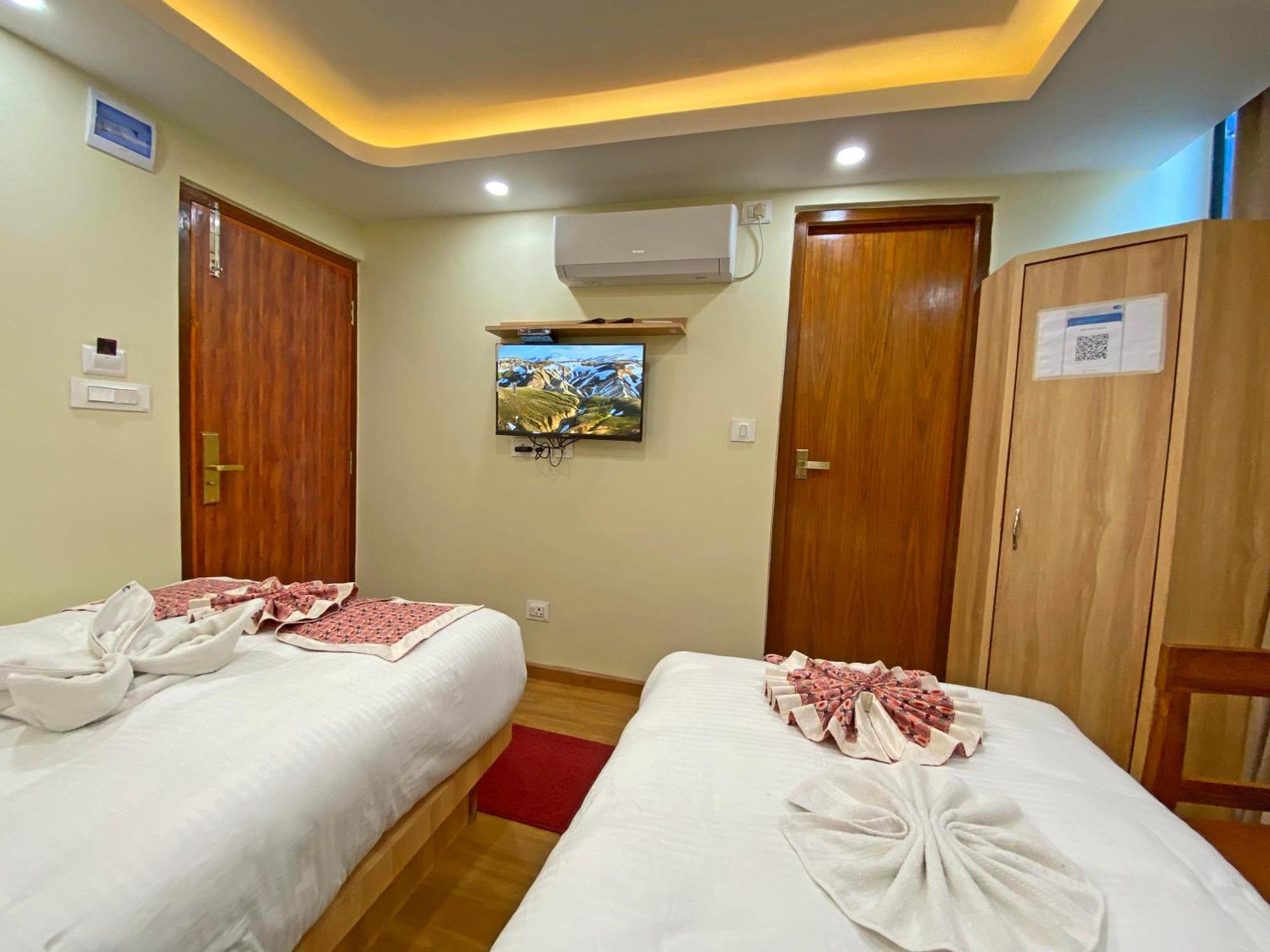 Hotel Lumbini Airport
