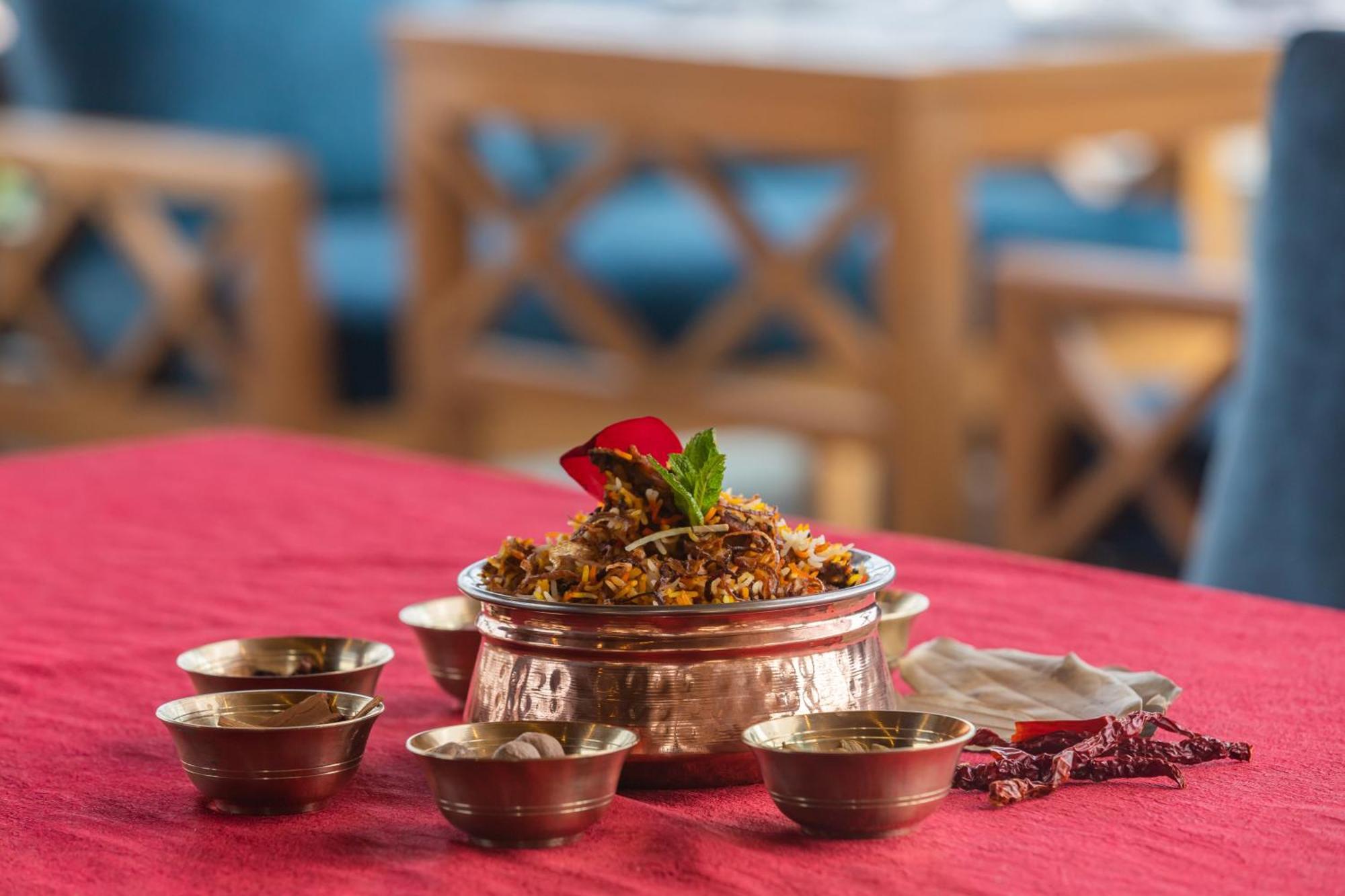 Hotel Crystal Pashupati