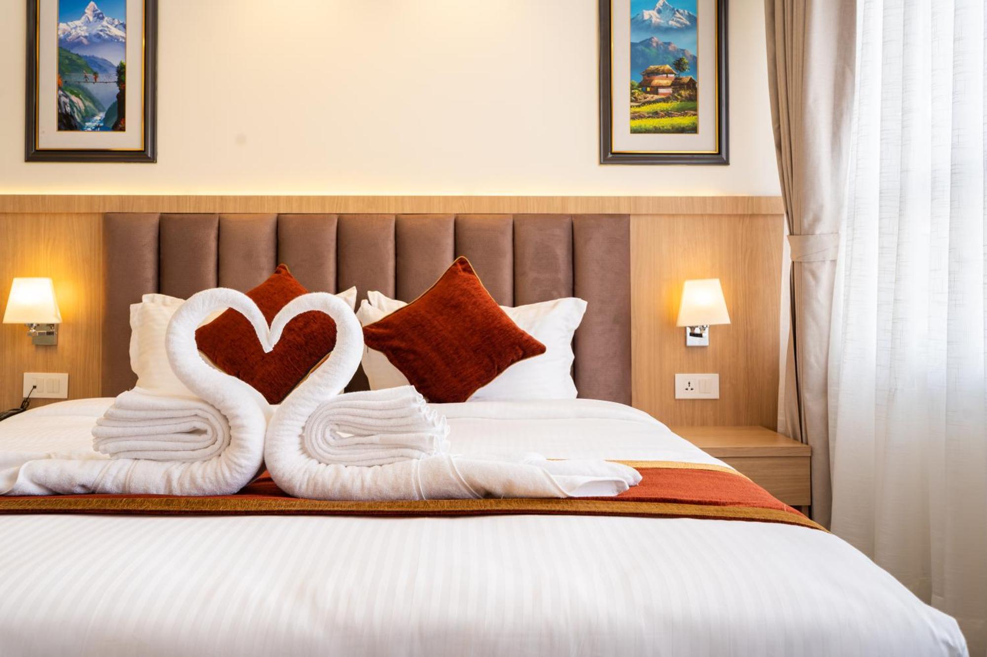 Crystal Pashupati Hotel 4*