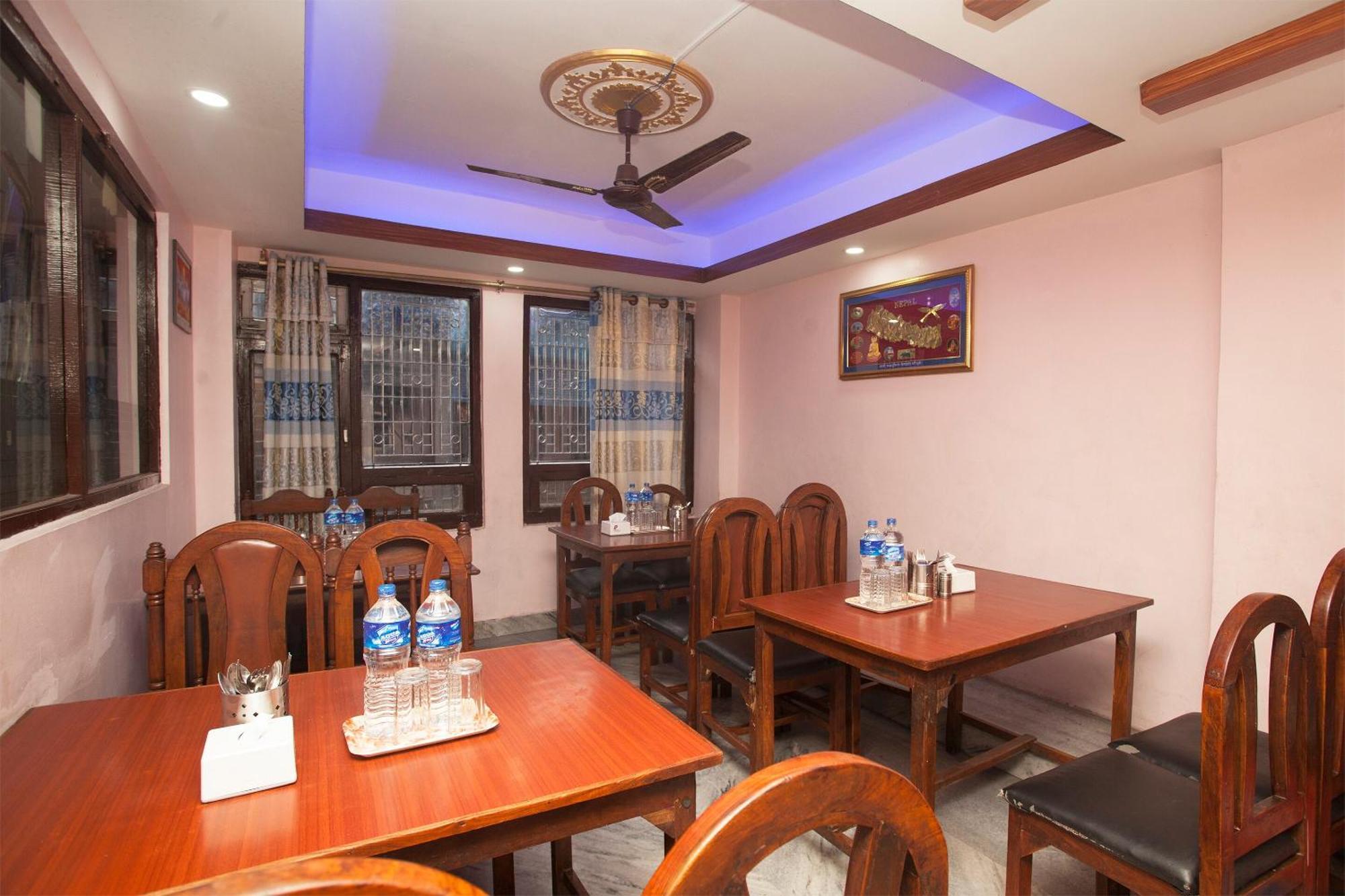 Hotel Oyo 814 Machhapuchhre *