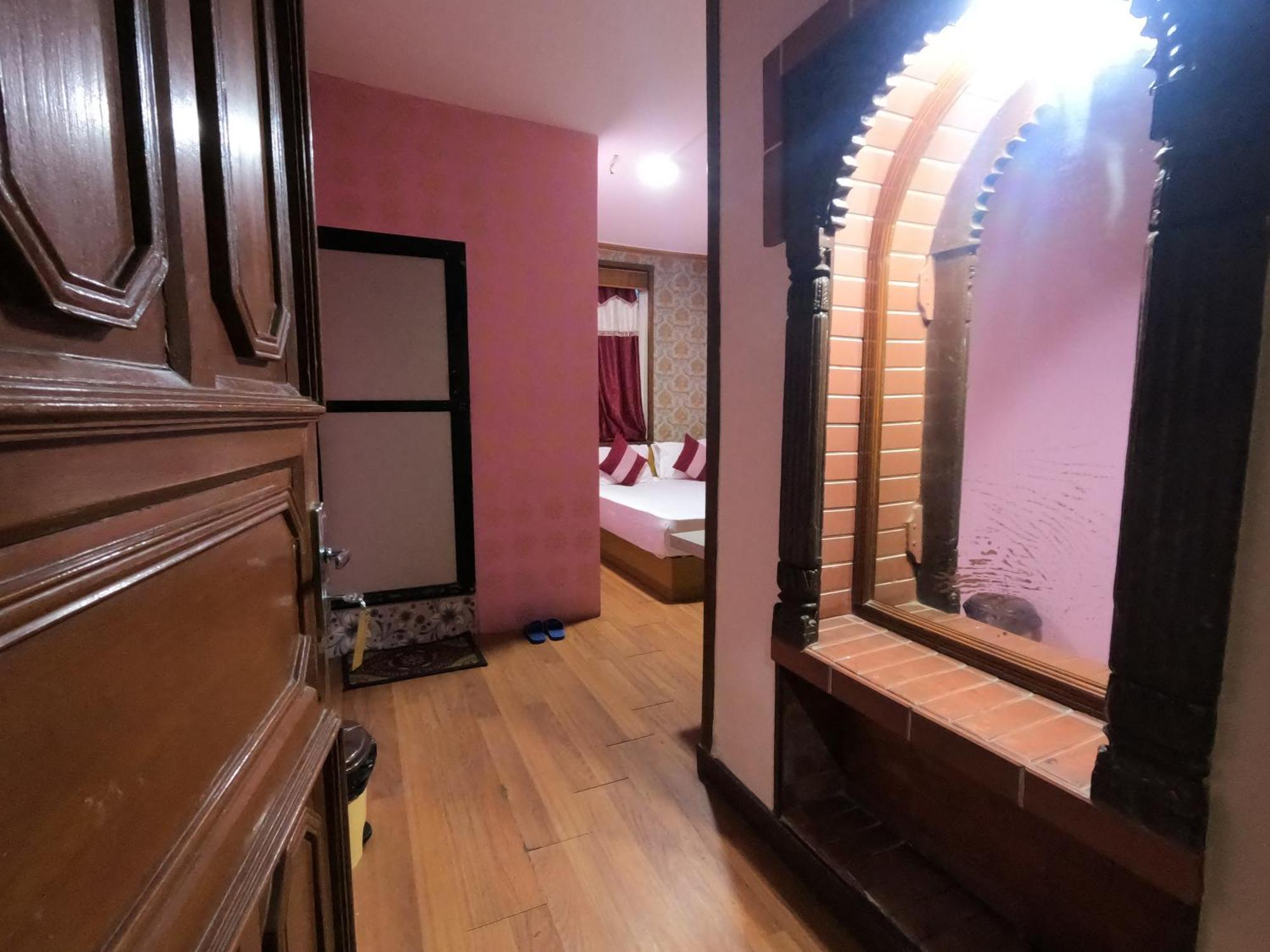 Hotel Kusum