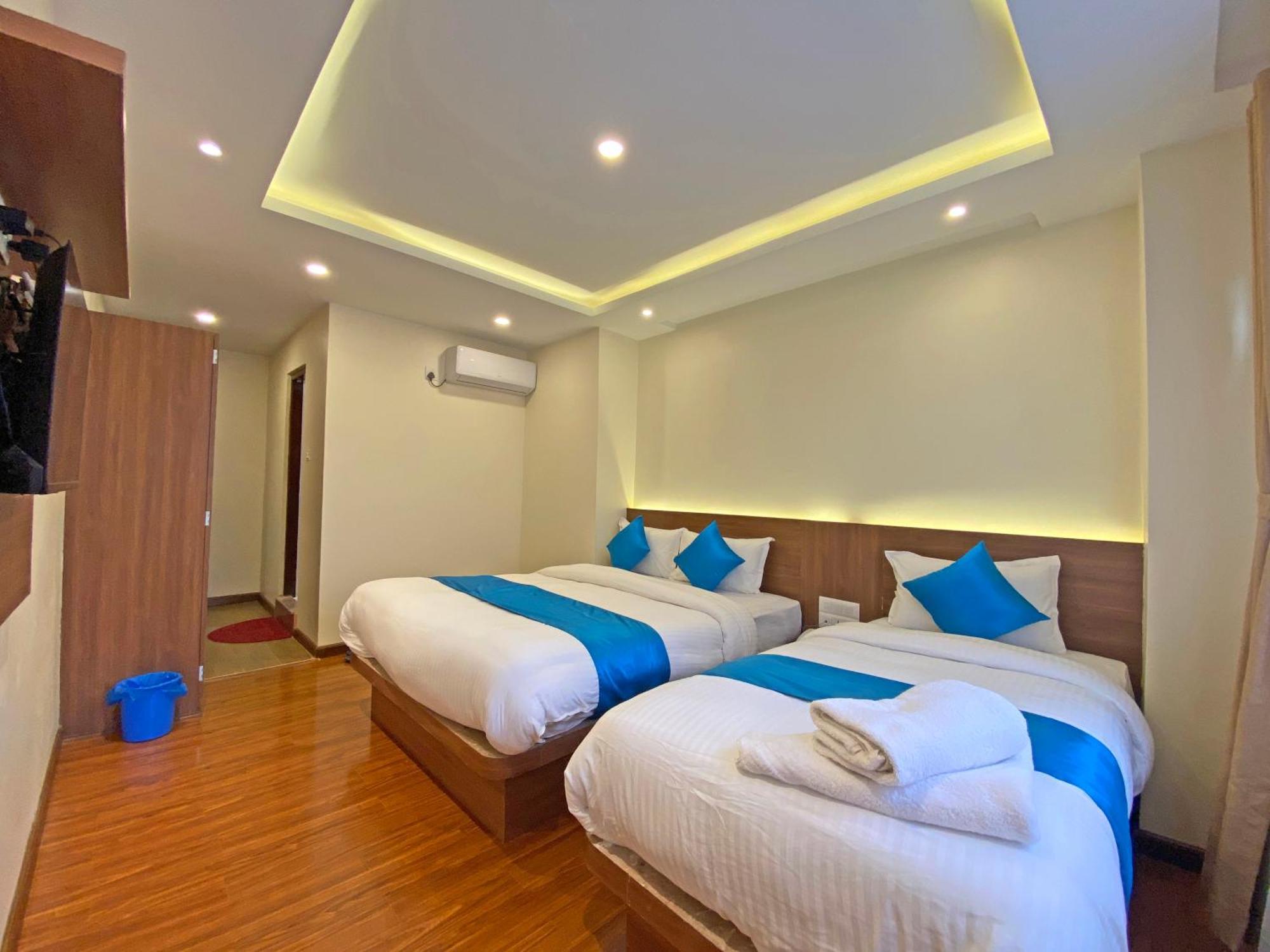 Hotel Dipjyoti 3*