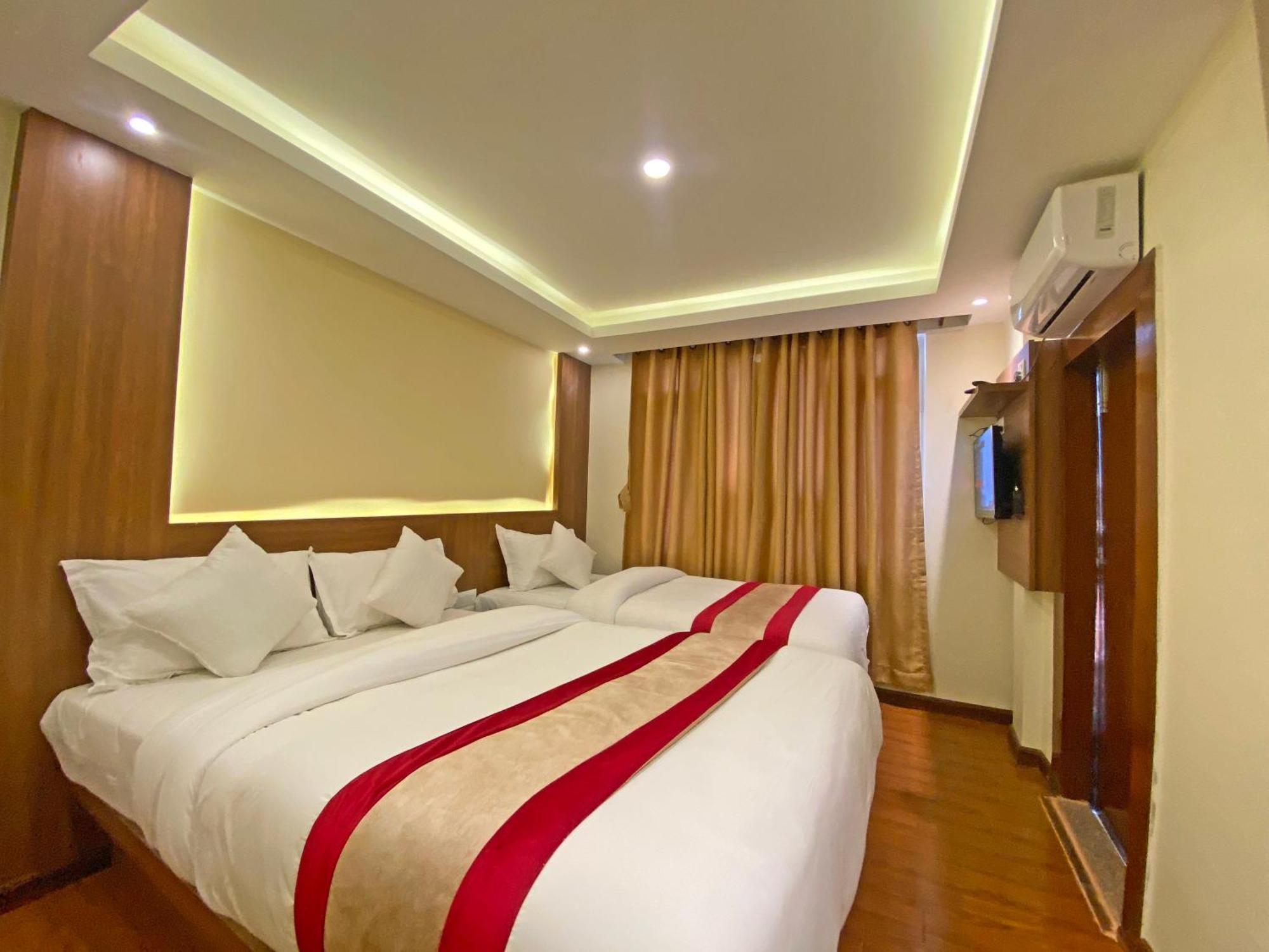 Dipjyoti Hotel 3*