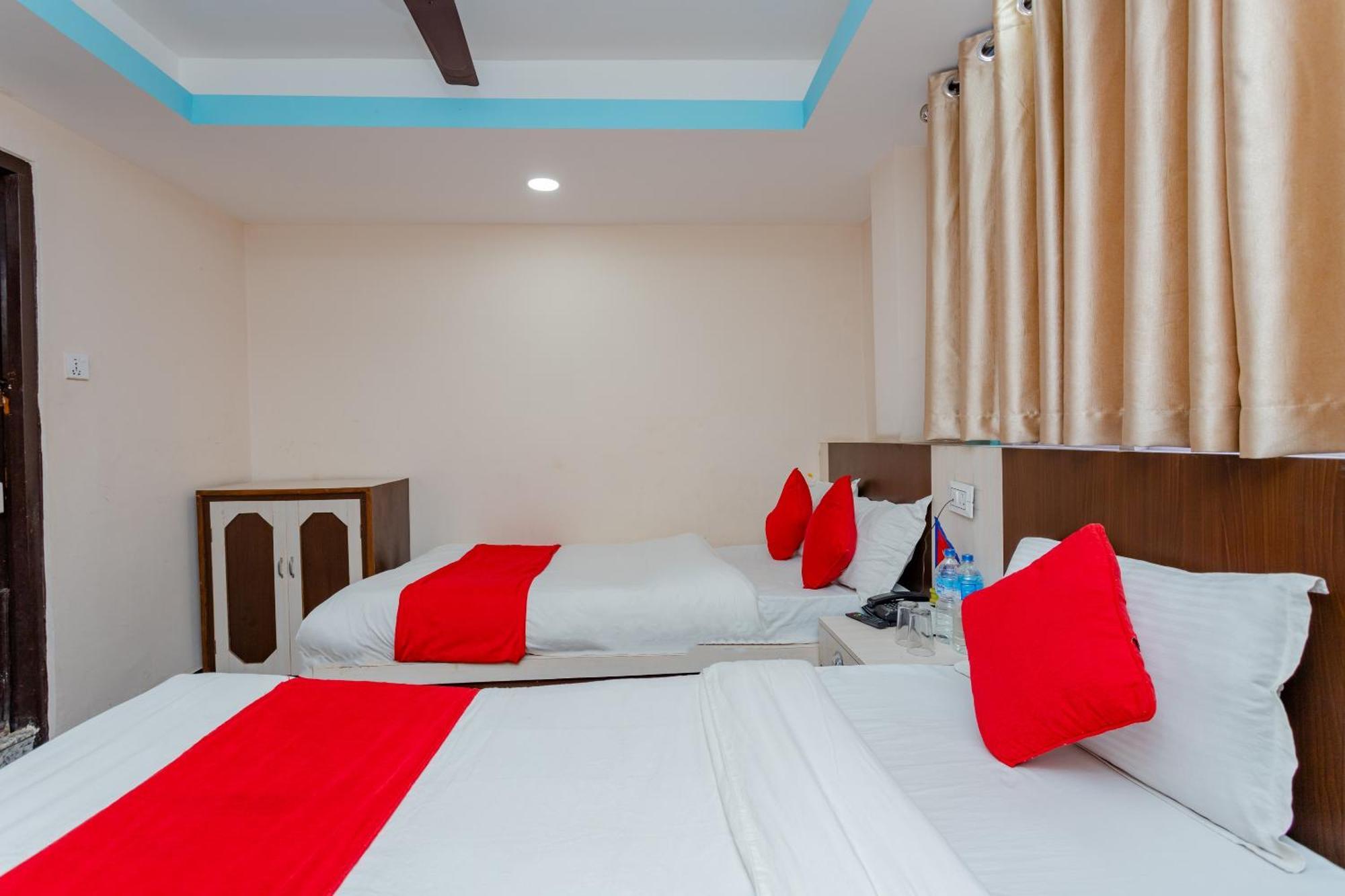 Hotel Oyo 811 New Pokhara Palace Kathmandu
