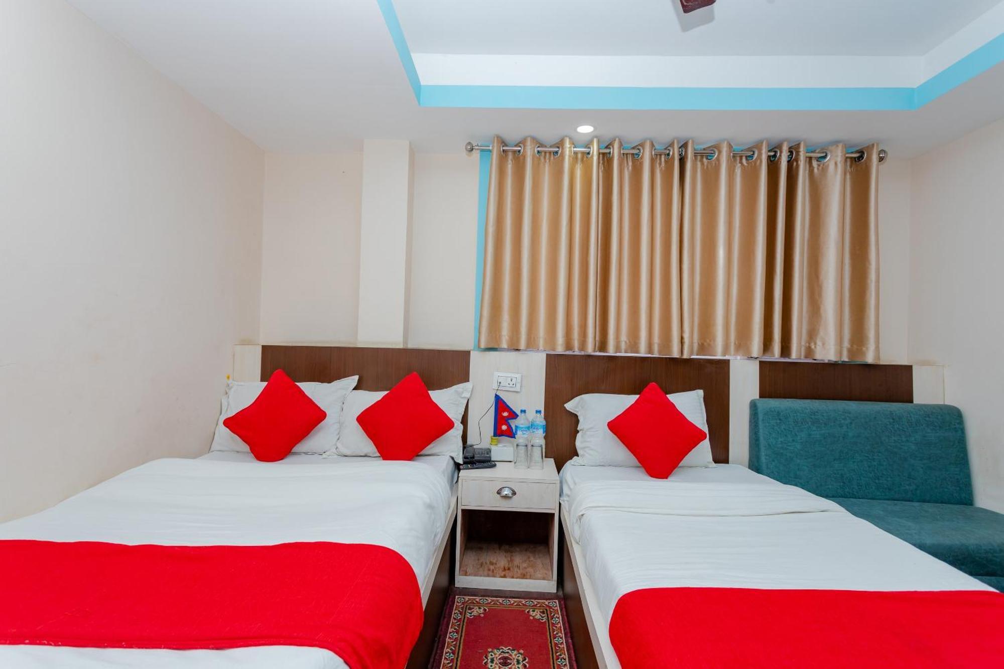 Oyo 811 New Pokhara Palace Kathmandu