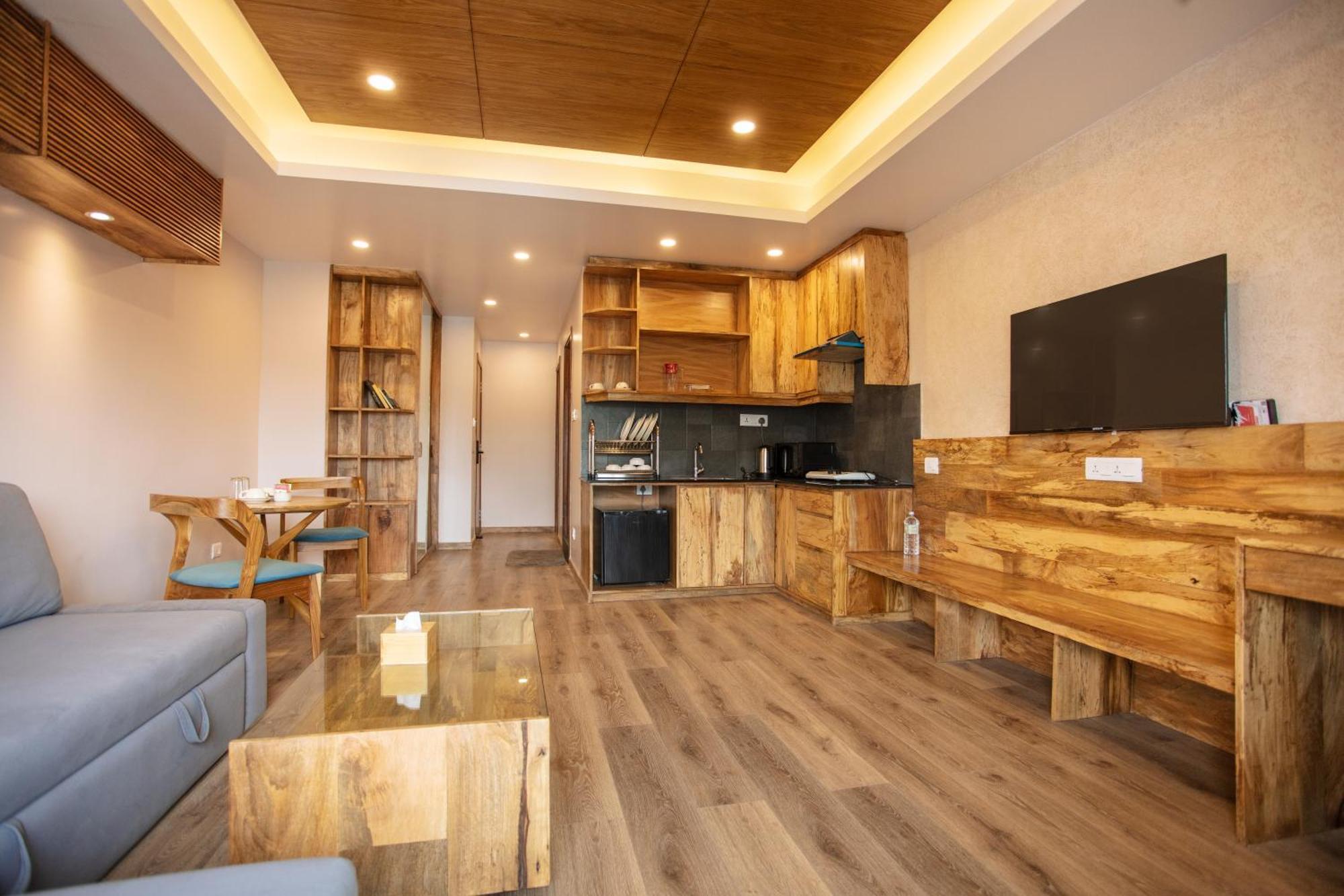 Hotel Bhrikuti Tara 3*