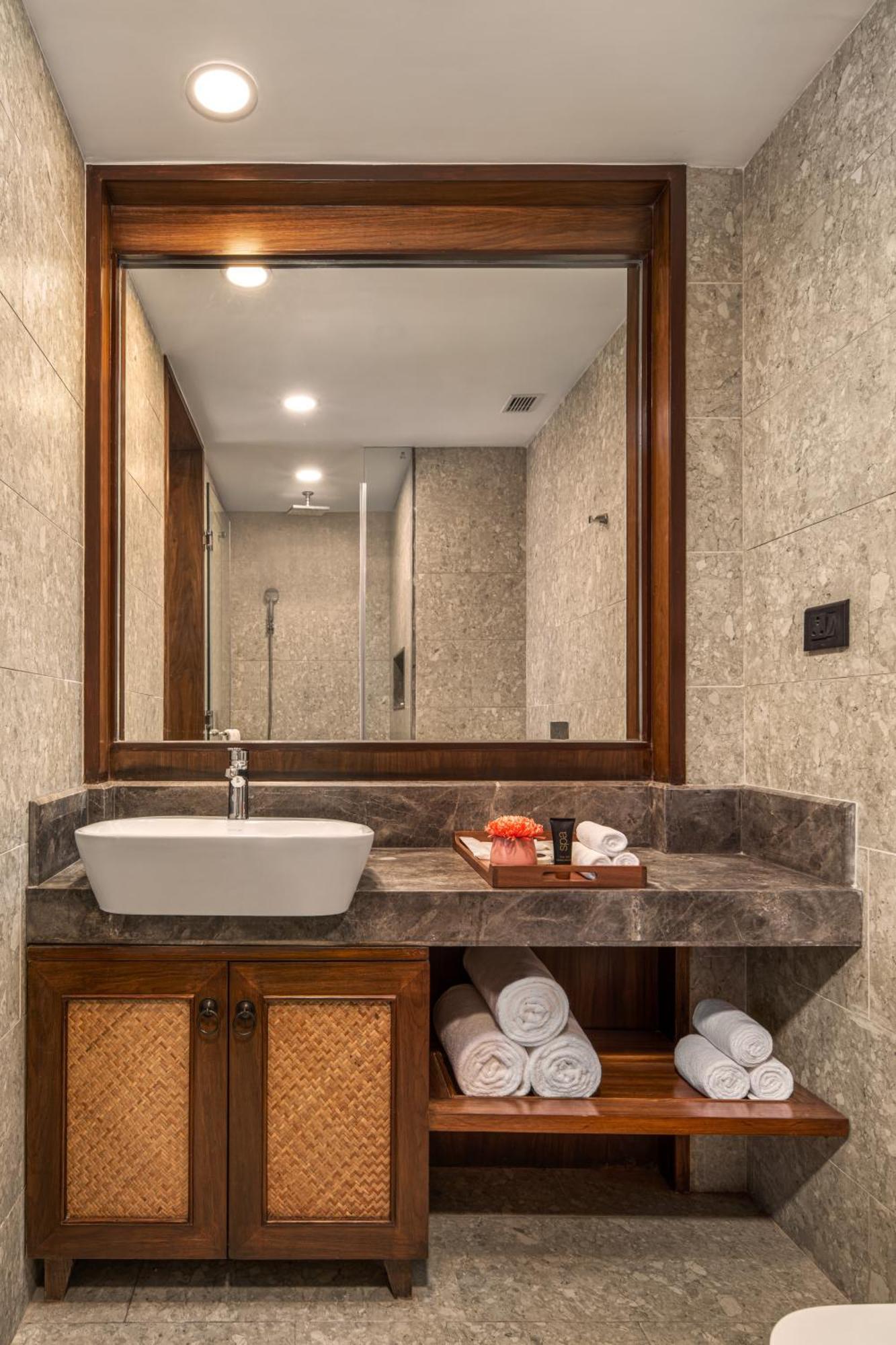 Varnabas Museum Hotel 5*