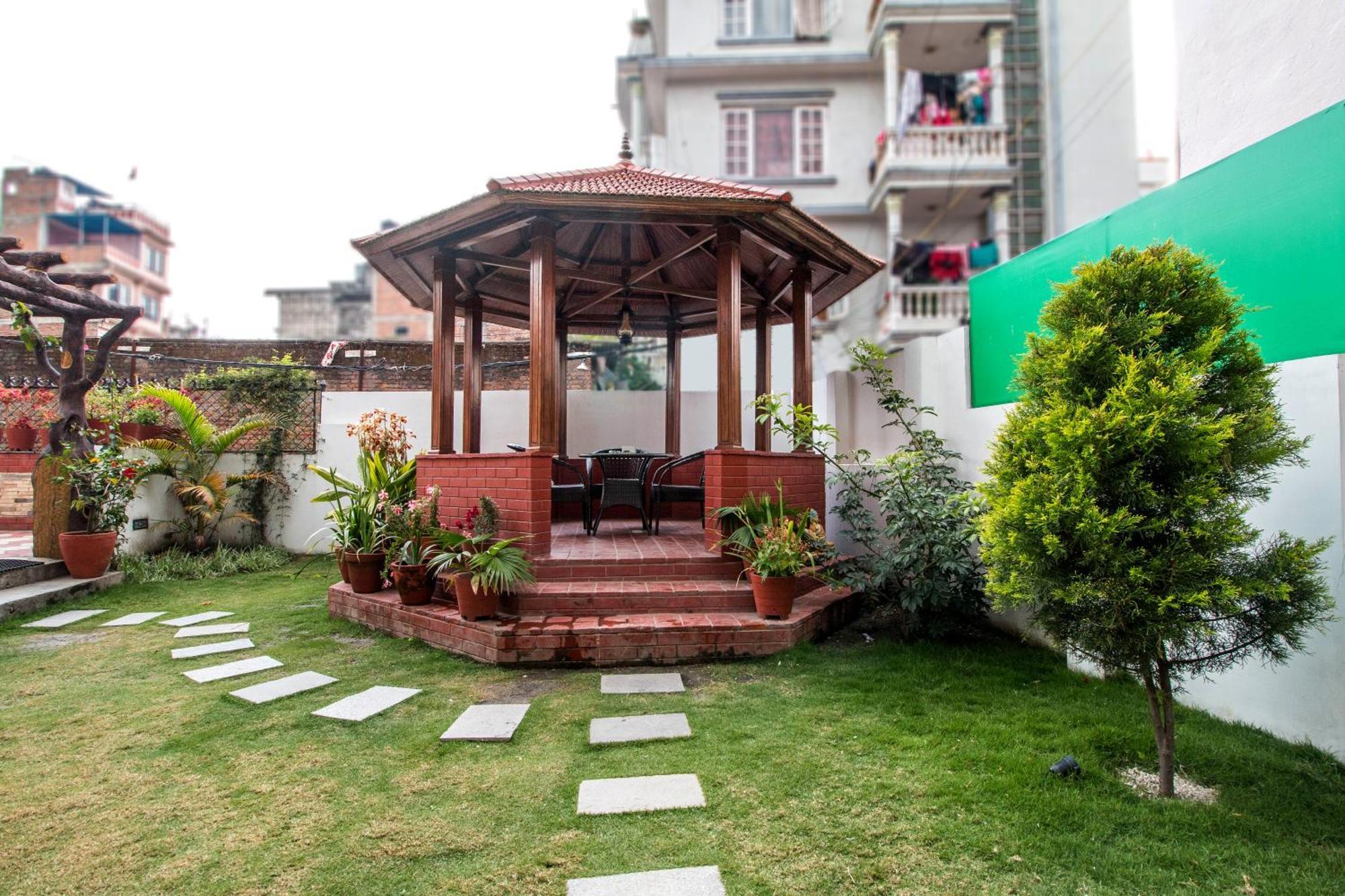 Hotel Hare Krishna House