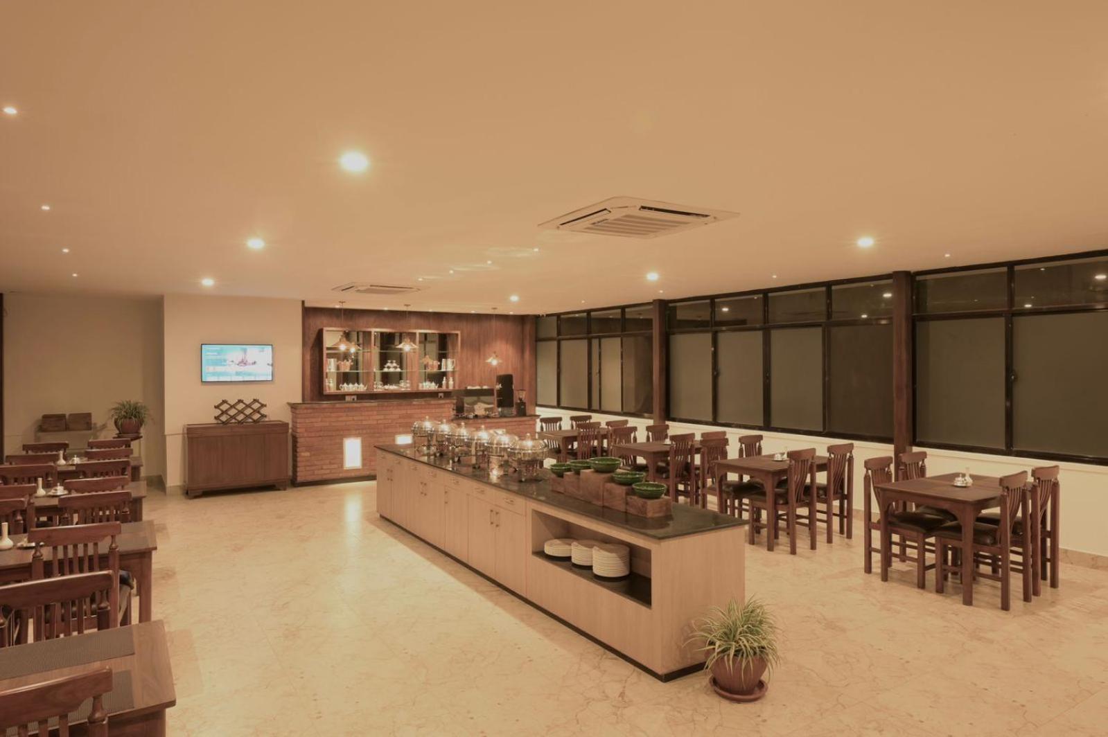 Hotel Gallery Park 3*