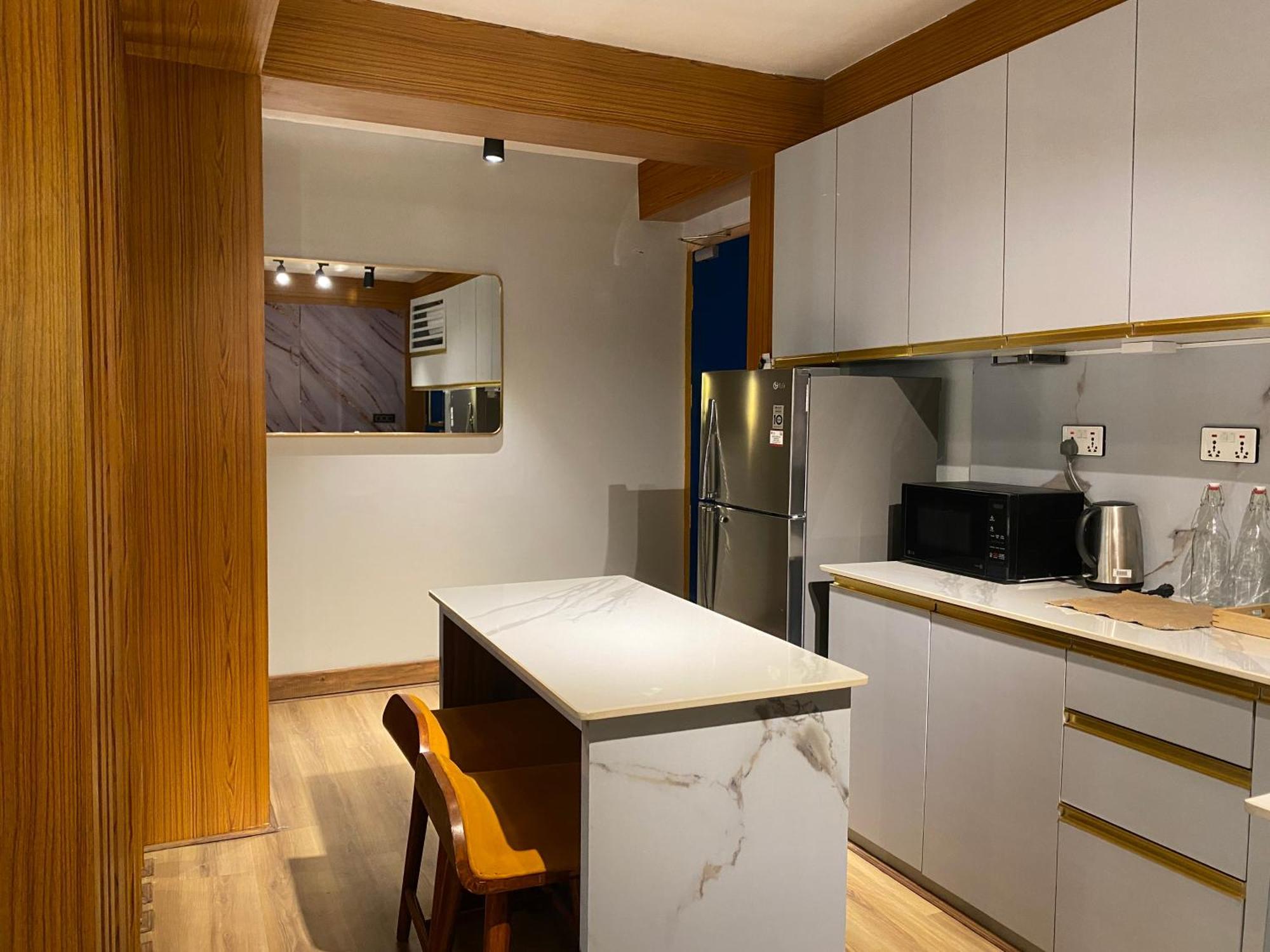 Modern Luxury *