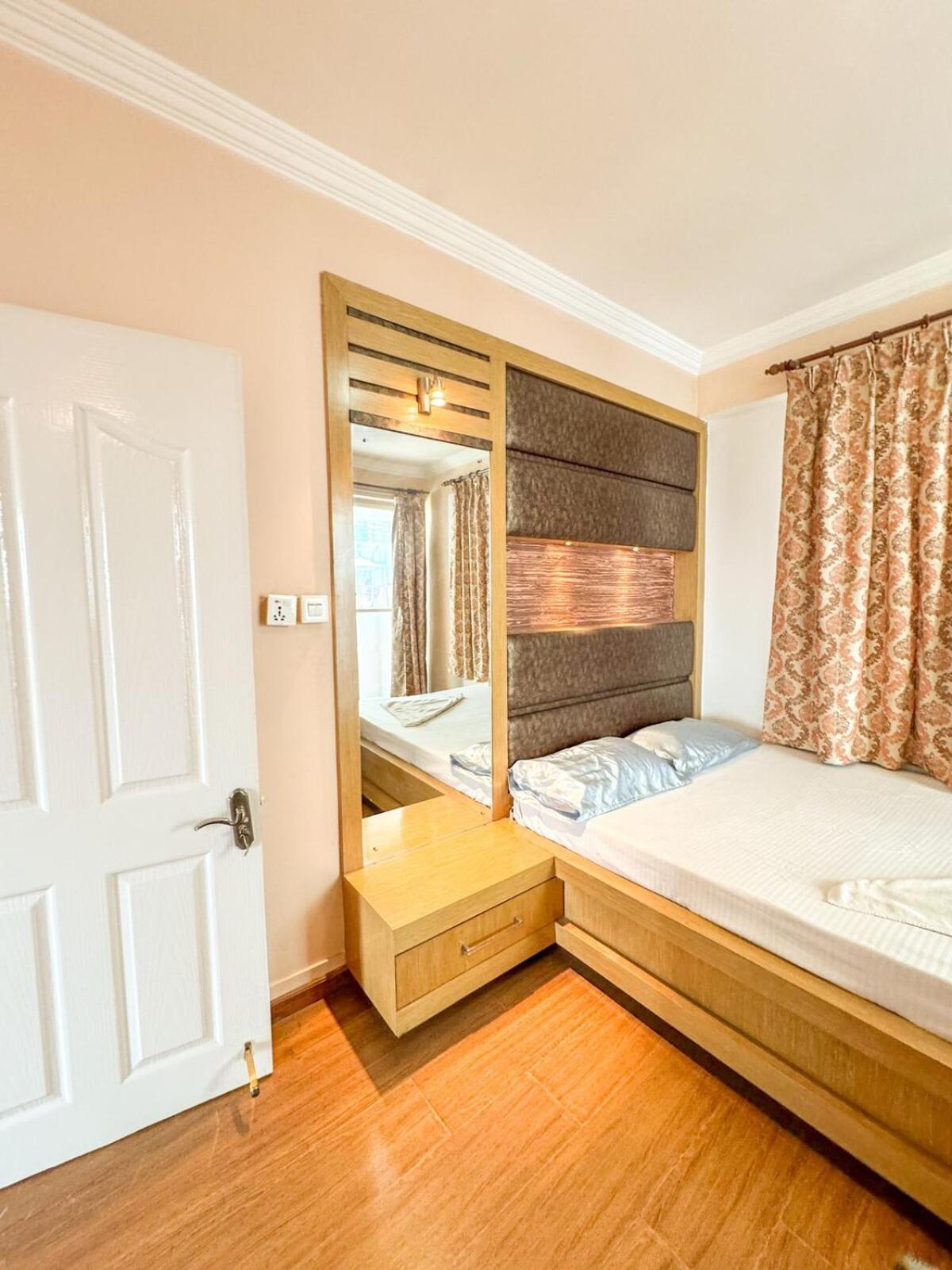 Apartment Here's A Luxe Abode
