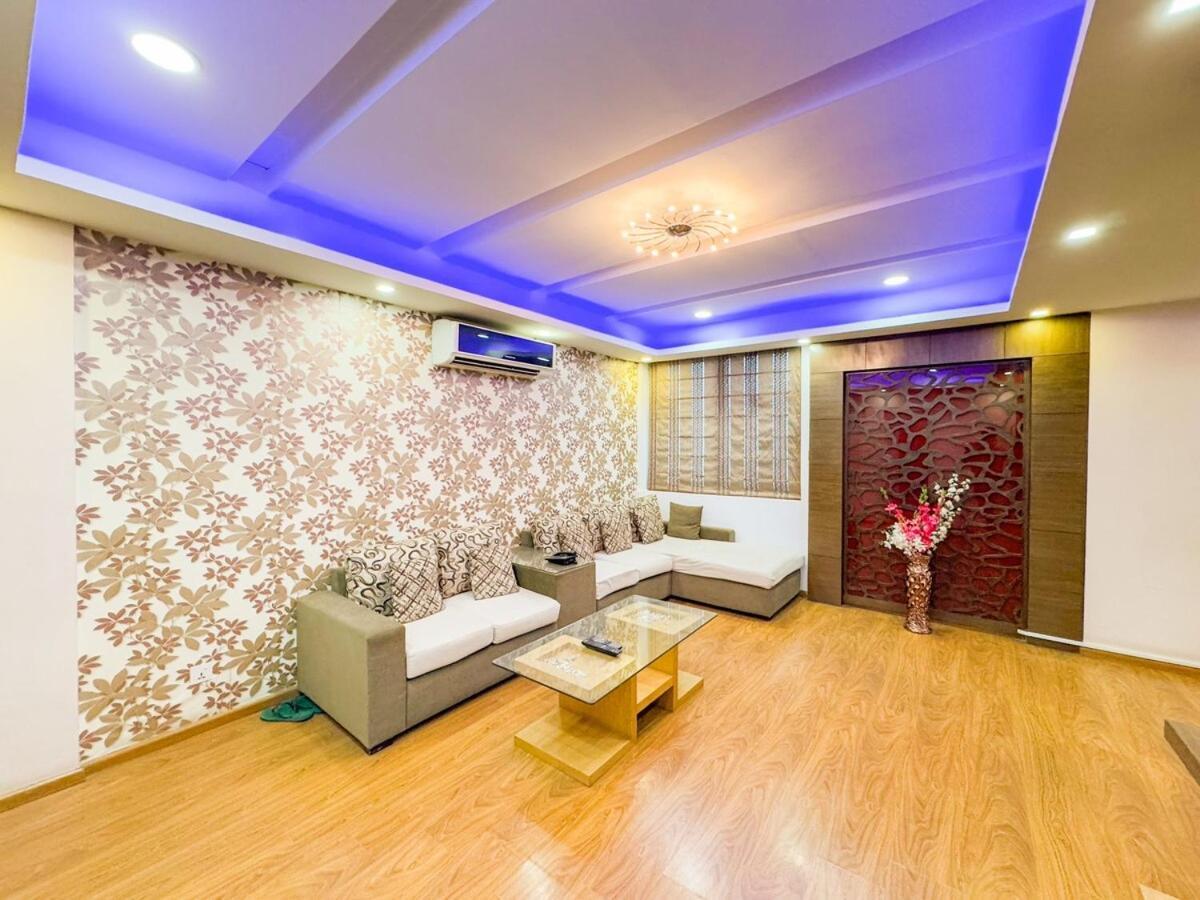 Here's A Luxe Abode *