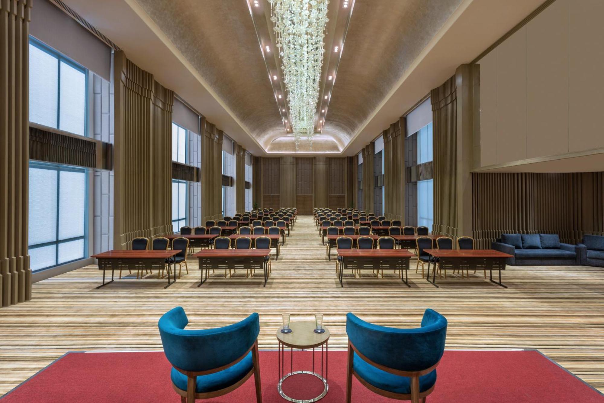 Aloft Thamel 5*