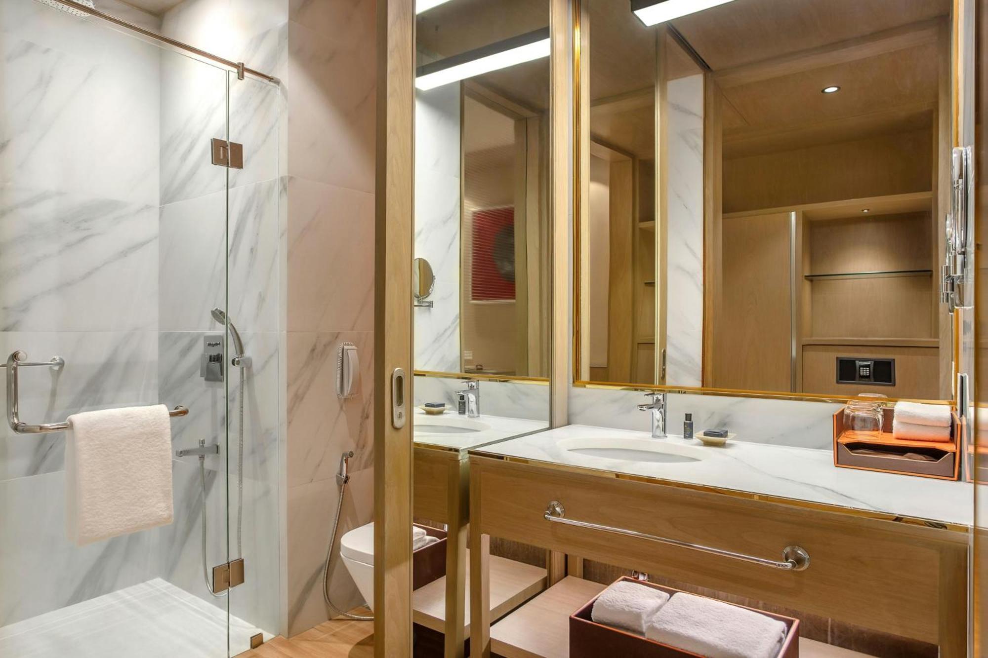Aloft Thamel 5*