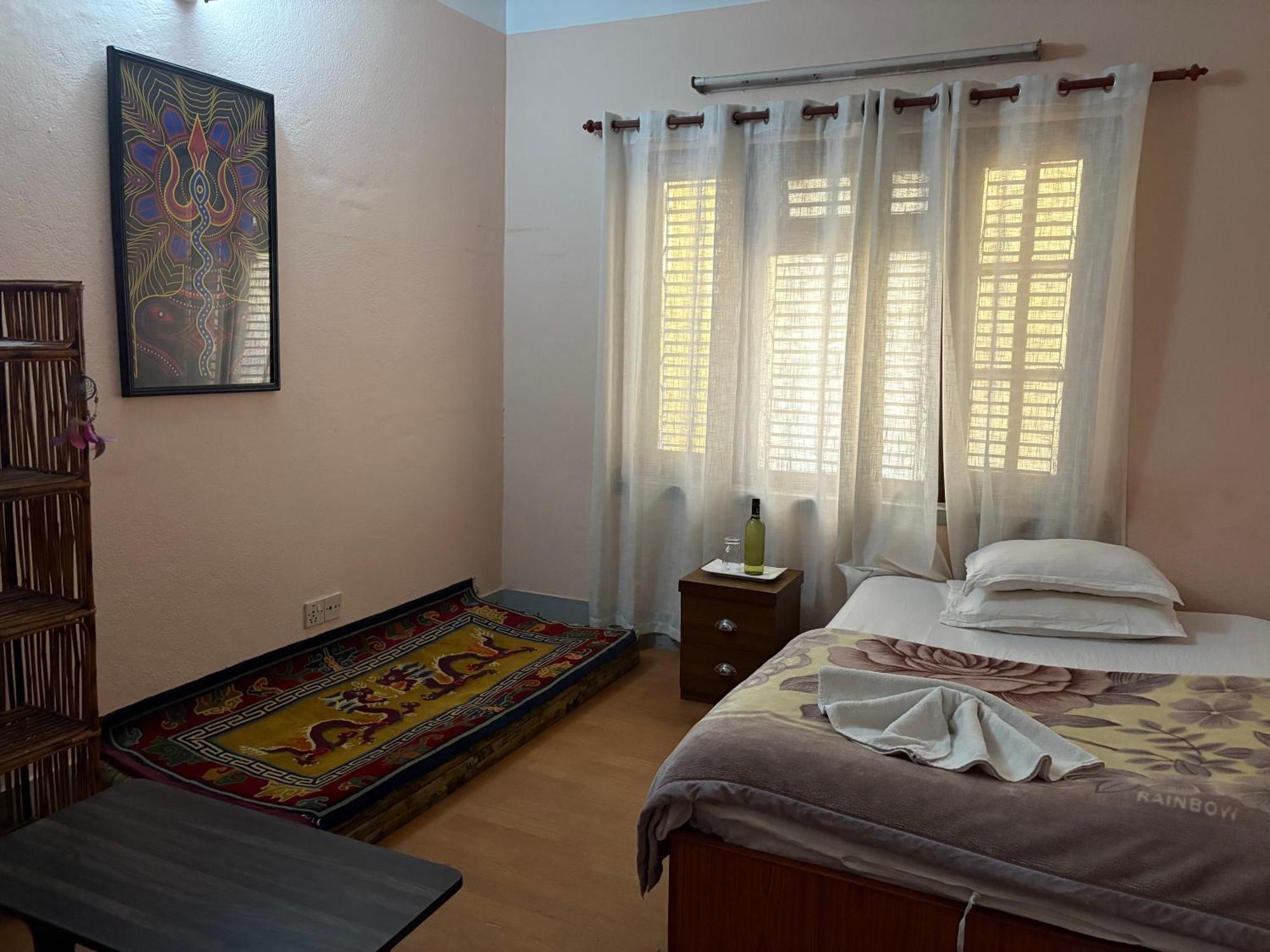 Drakon Nest * Kathmandu
