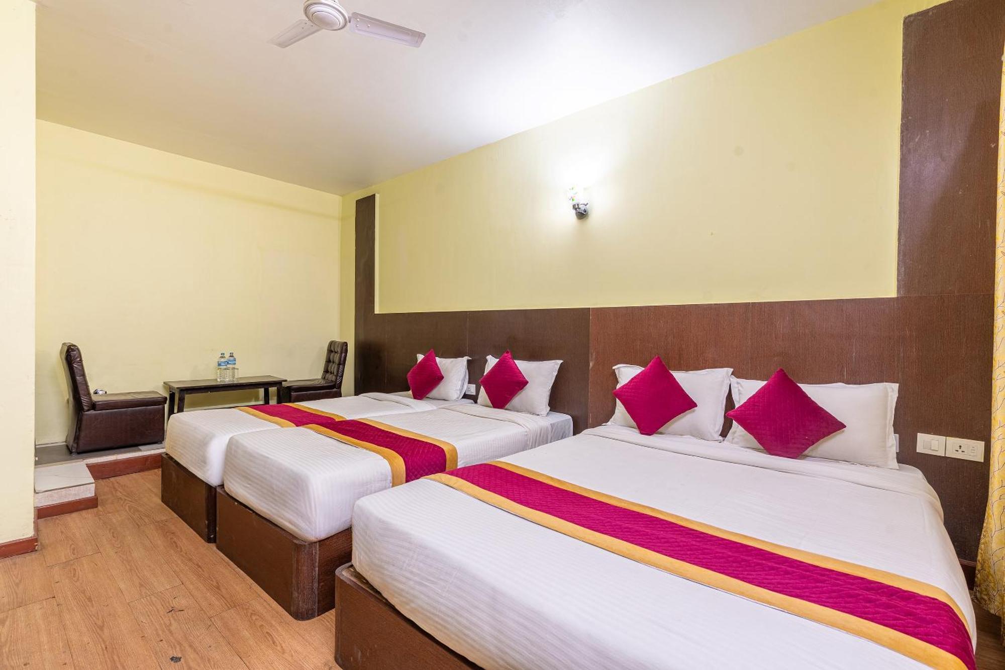 Oyo 825 Baikuntha Hotel
