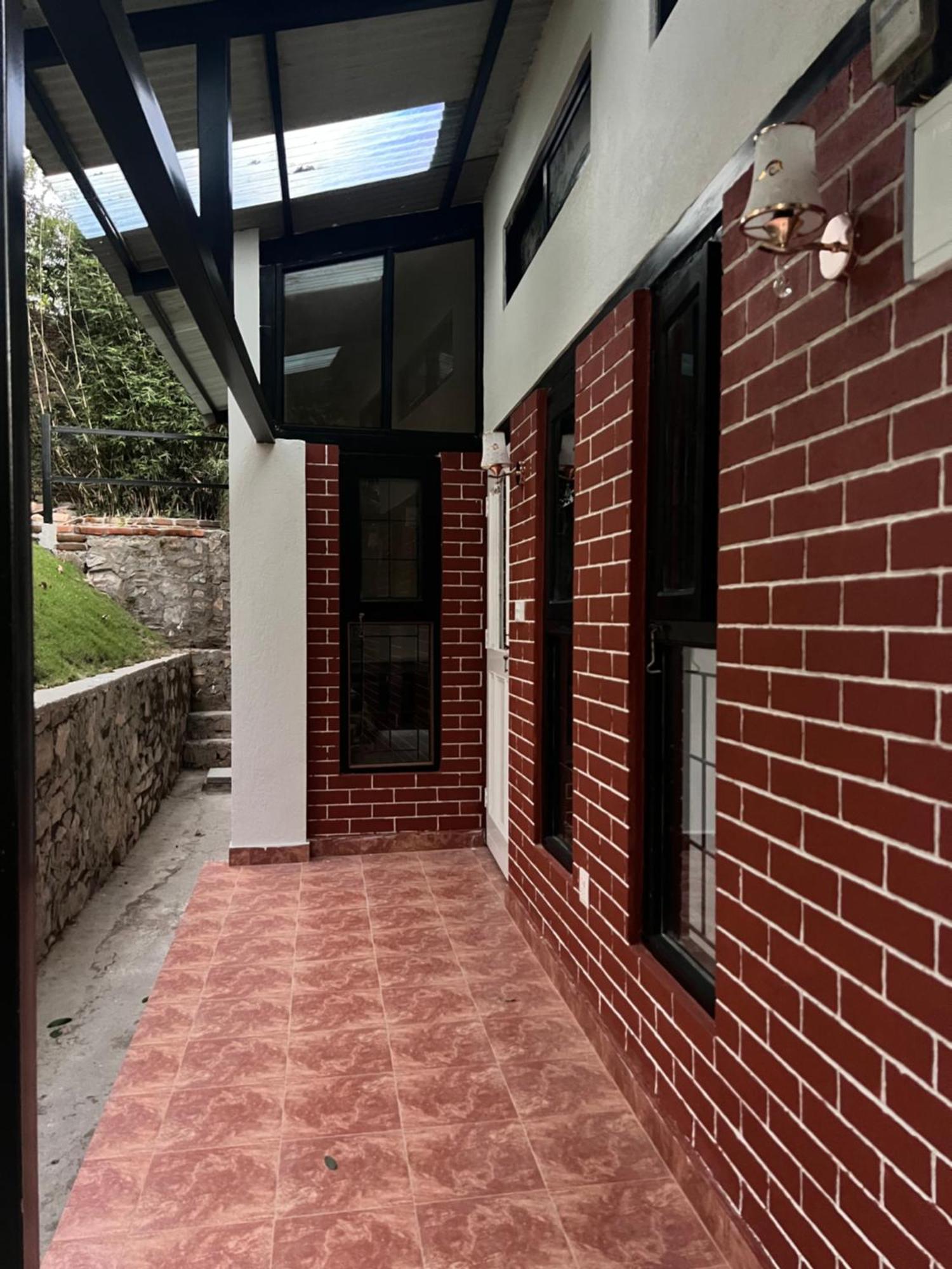 Avocado Accommodations- Awsome With Loft Kathmandu