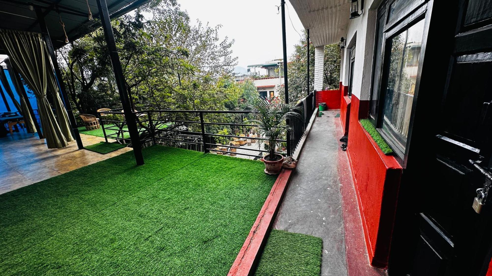 Institute Of Natural Medicine , Yoga & Therapy Kathmandu