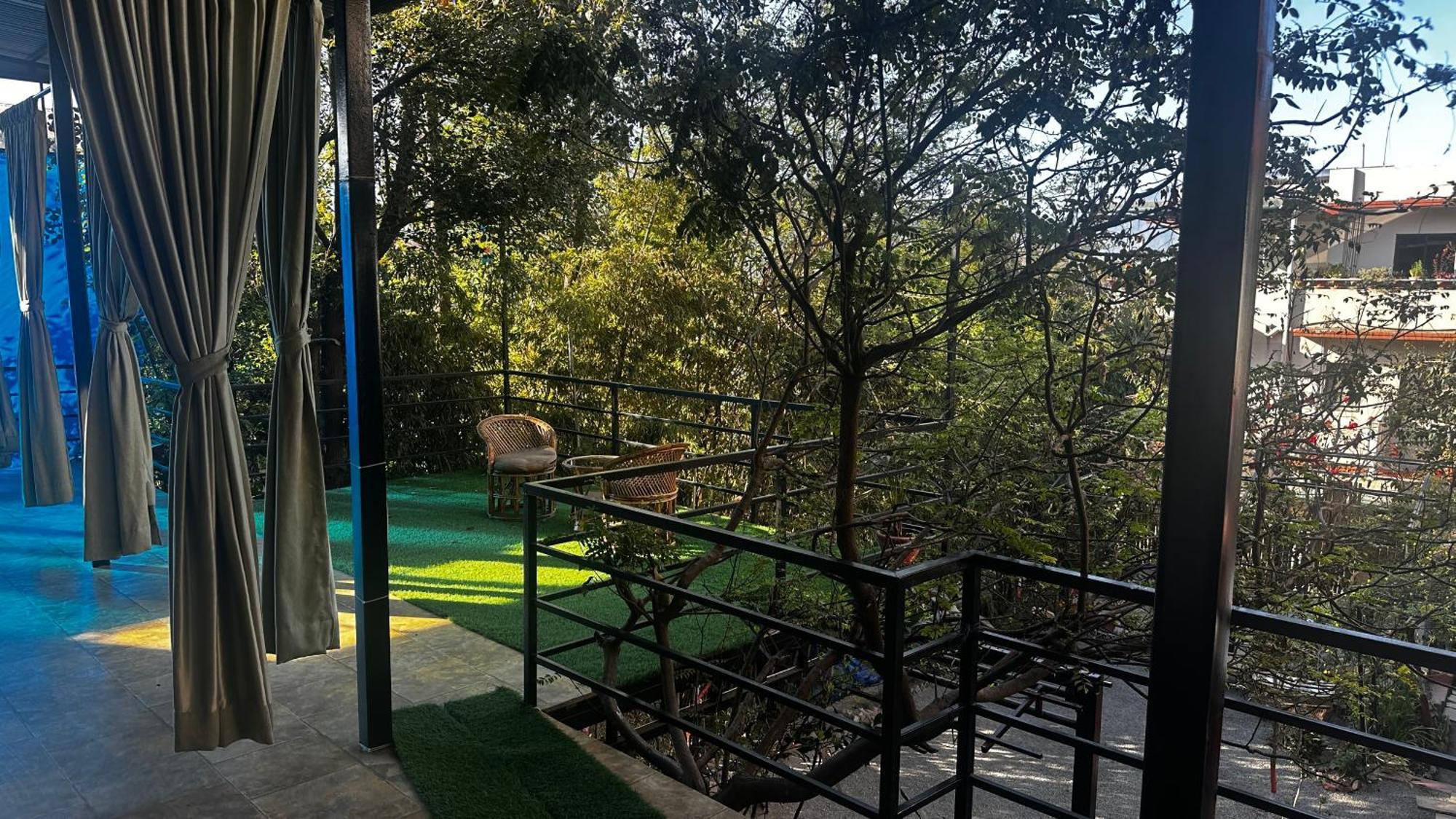 Institute Of Natural Medicine , Yoga & Therapy Bed & Breakfast