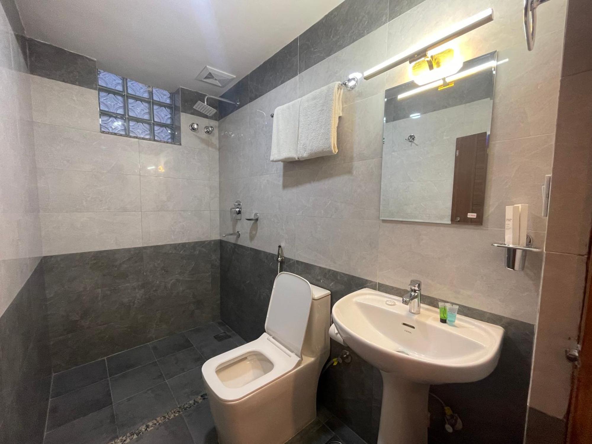 Little Buddha Hotel