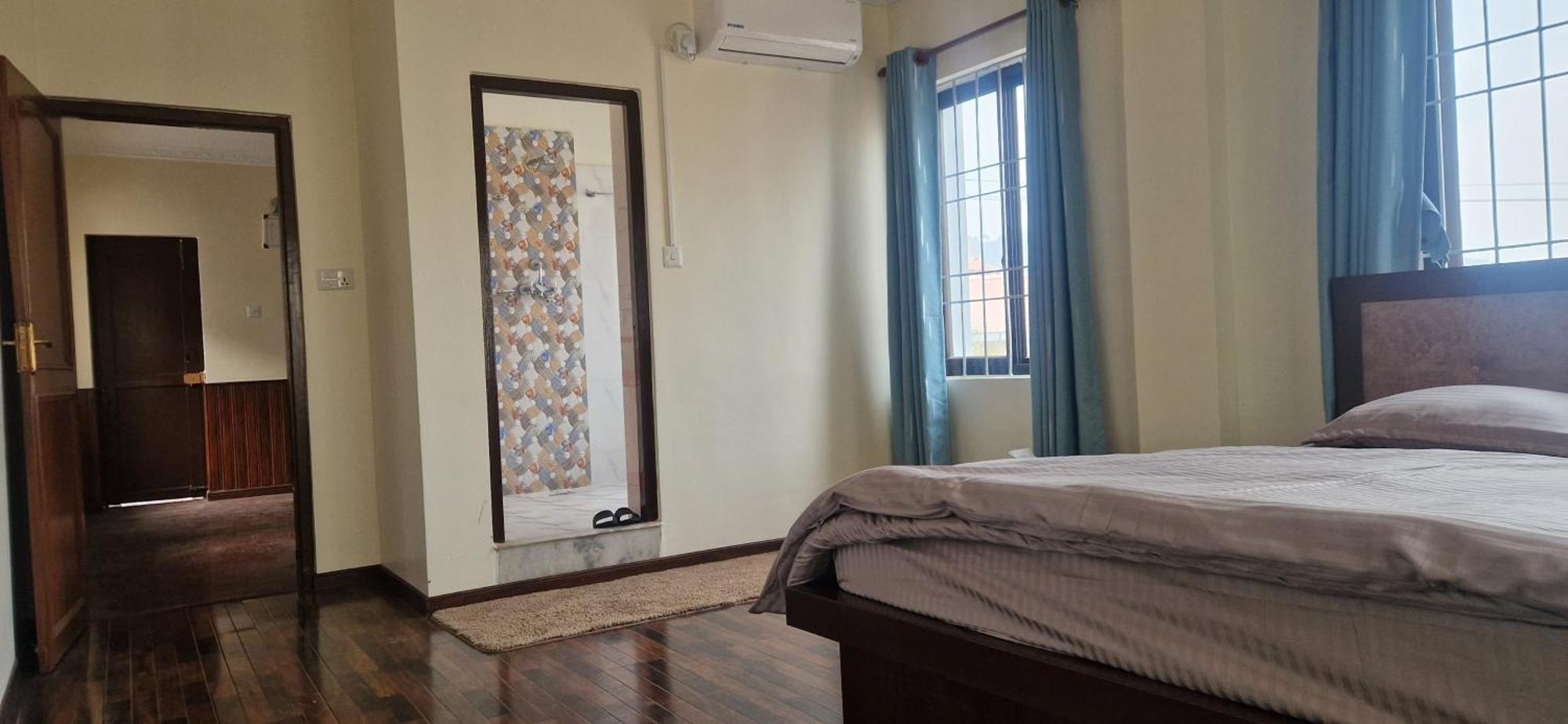 Myra 3 Bedrooms Whole House Holiday home *