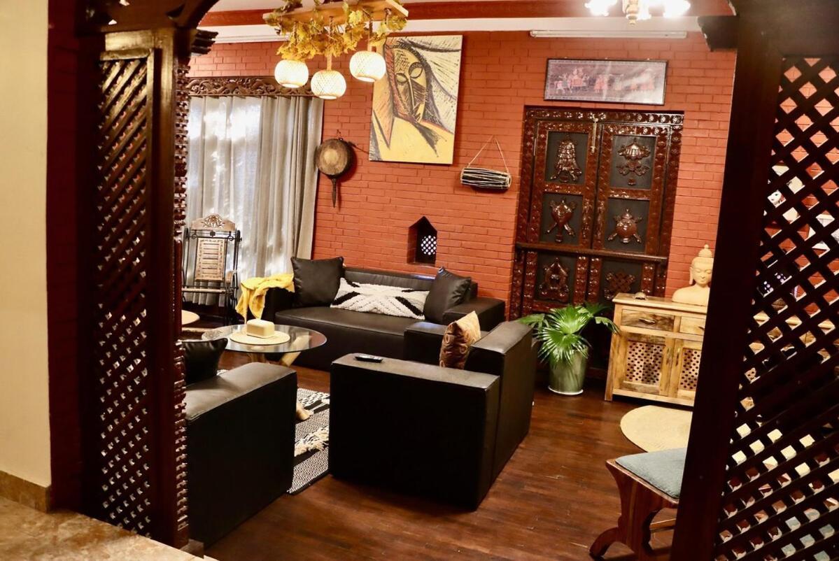 Wanderer's Dhumbarahi