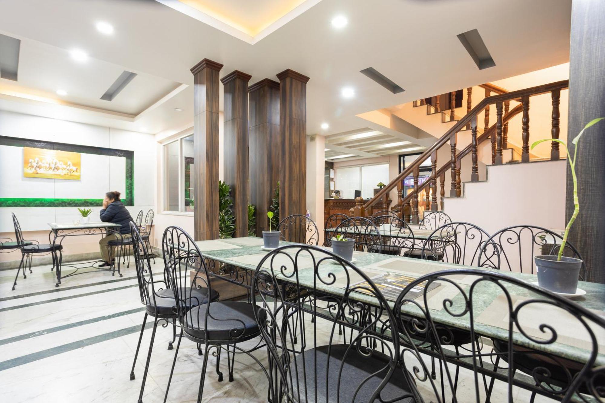 Greatwall International Hotel 3*