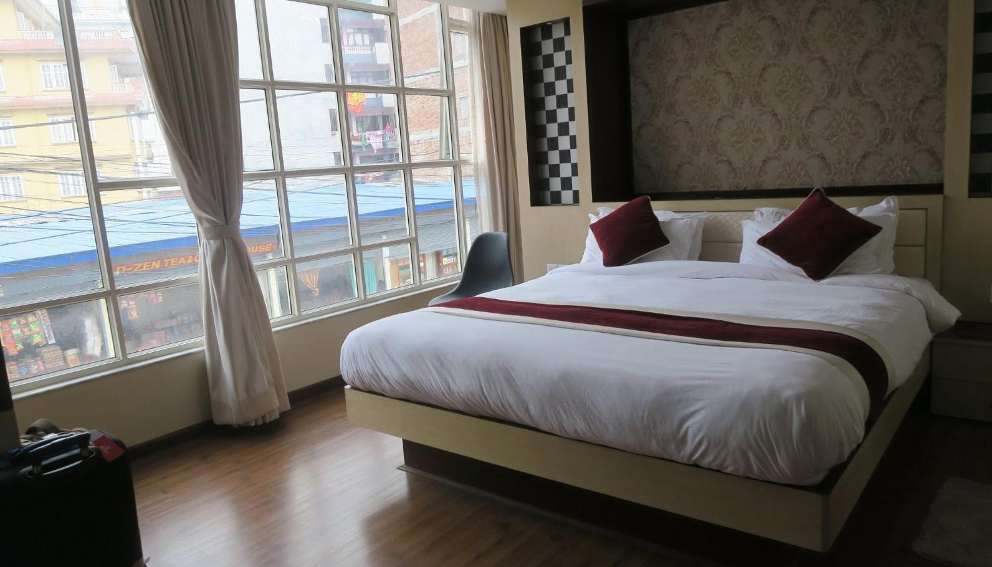 Cosy & Dine Hotel