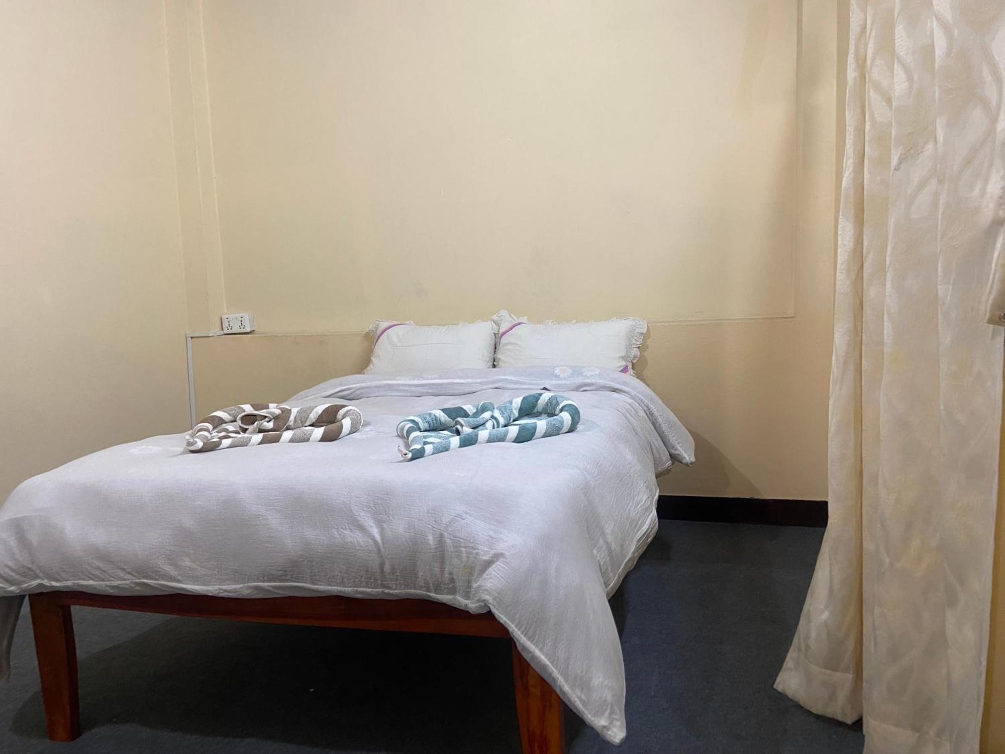 Lilen's Tahara - Entire With Private Kitchen And Bathroom