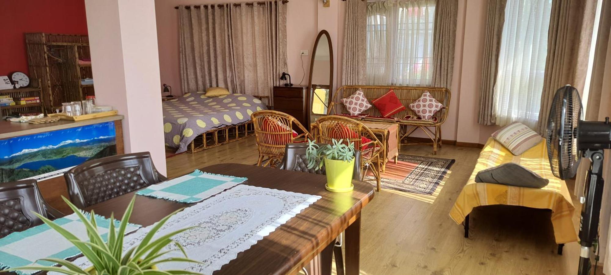 Apartment Sunny Basement With Garden And Patio *