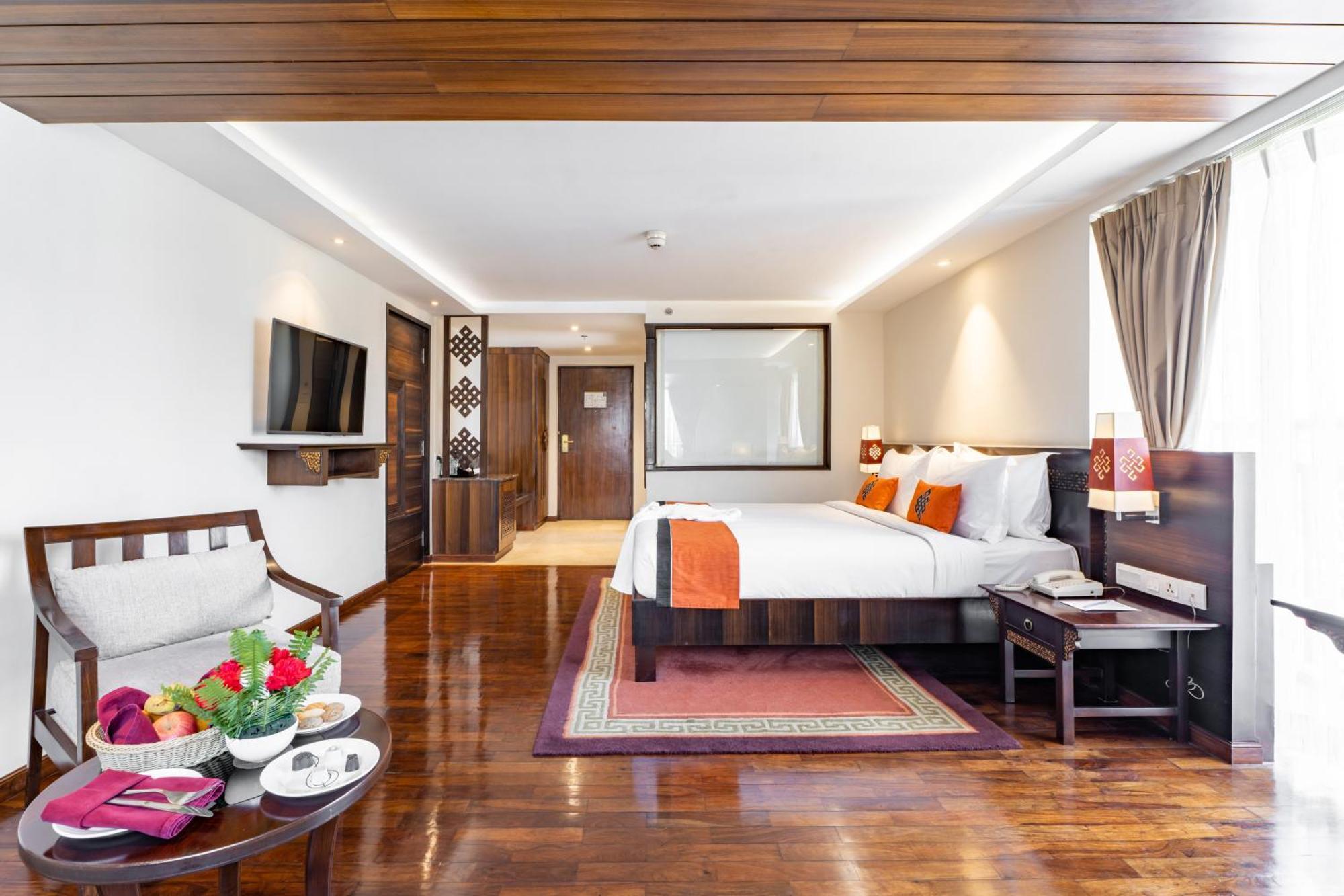 Ramada By Wyndham Dhumbarahi 5*