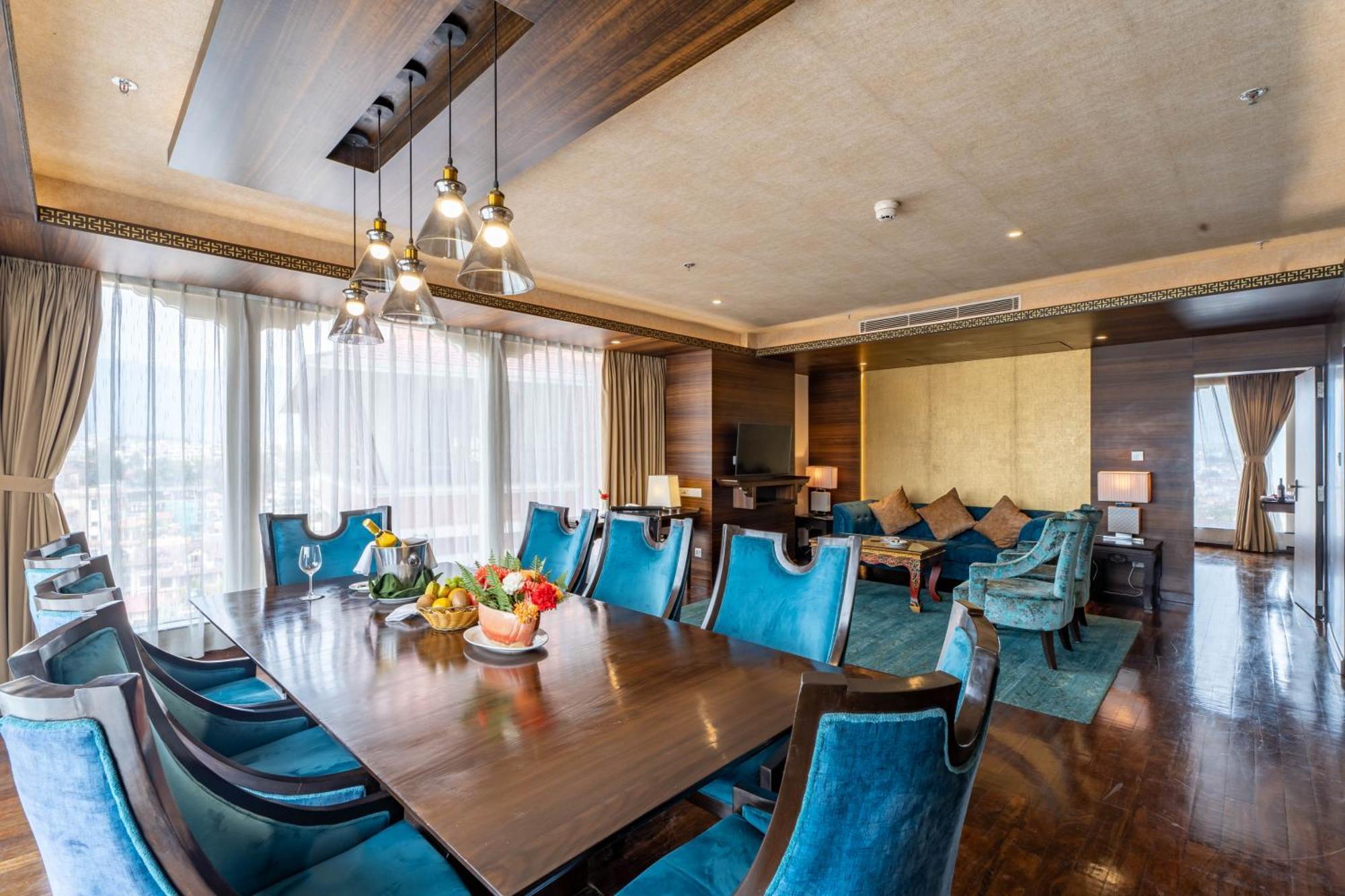 Ramada By Wyndham Dhumbarahi 5*