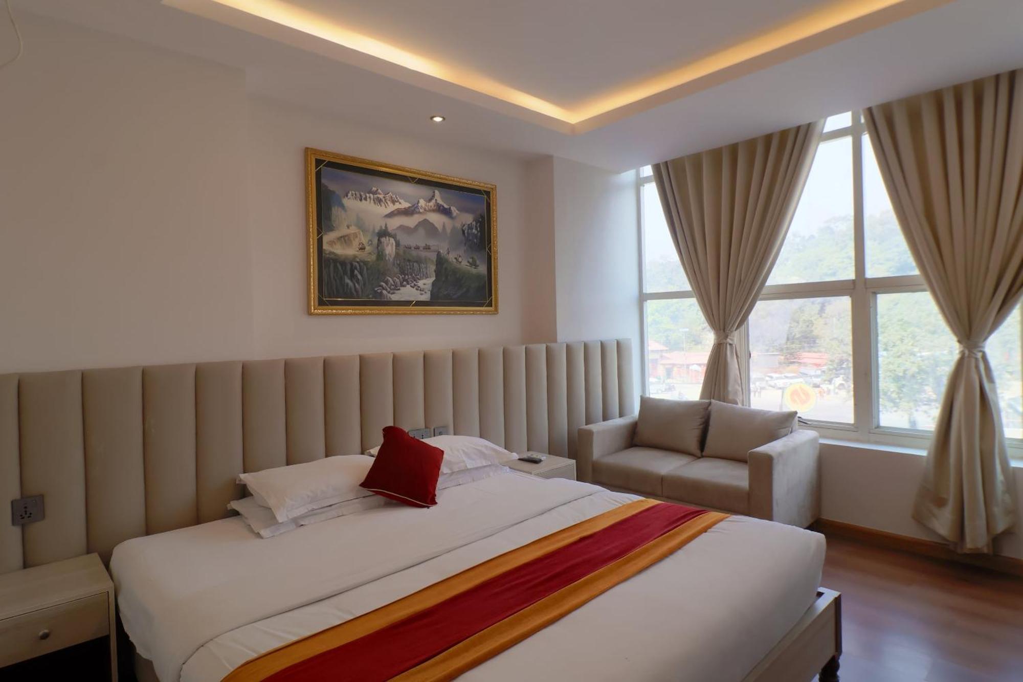 Hotel Capital O Palagya Pvt Ltd 3*