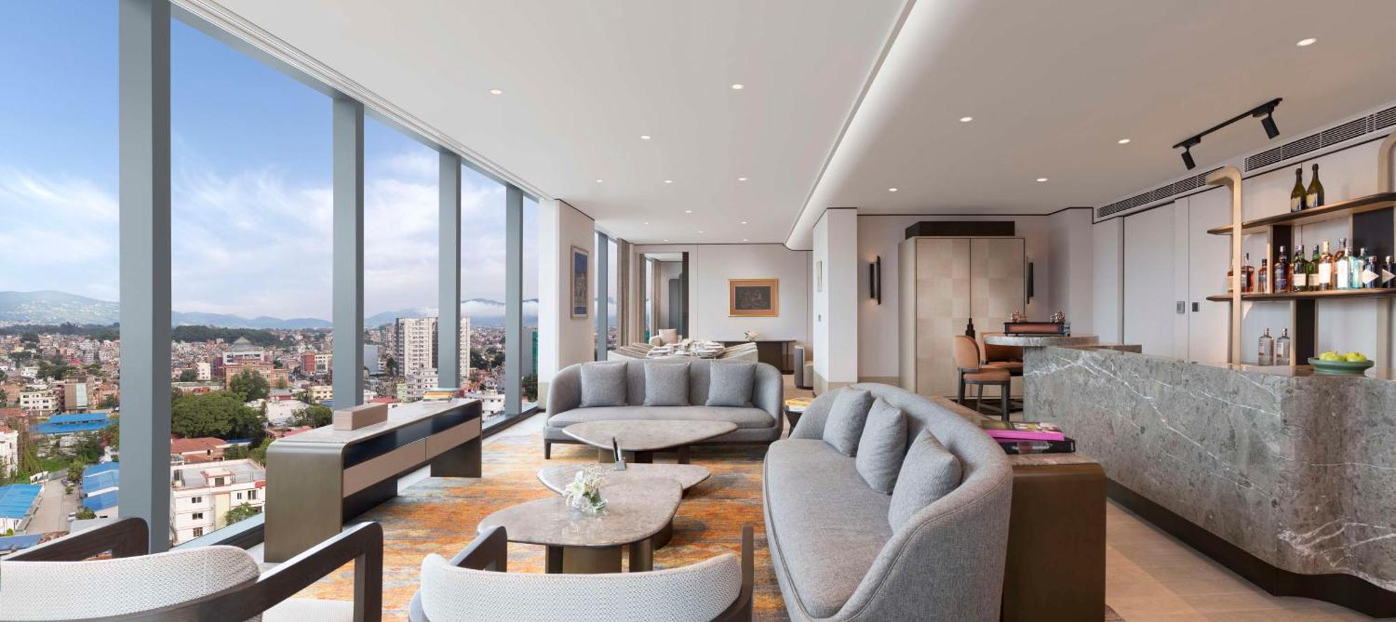 Hilton Hotel 5*