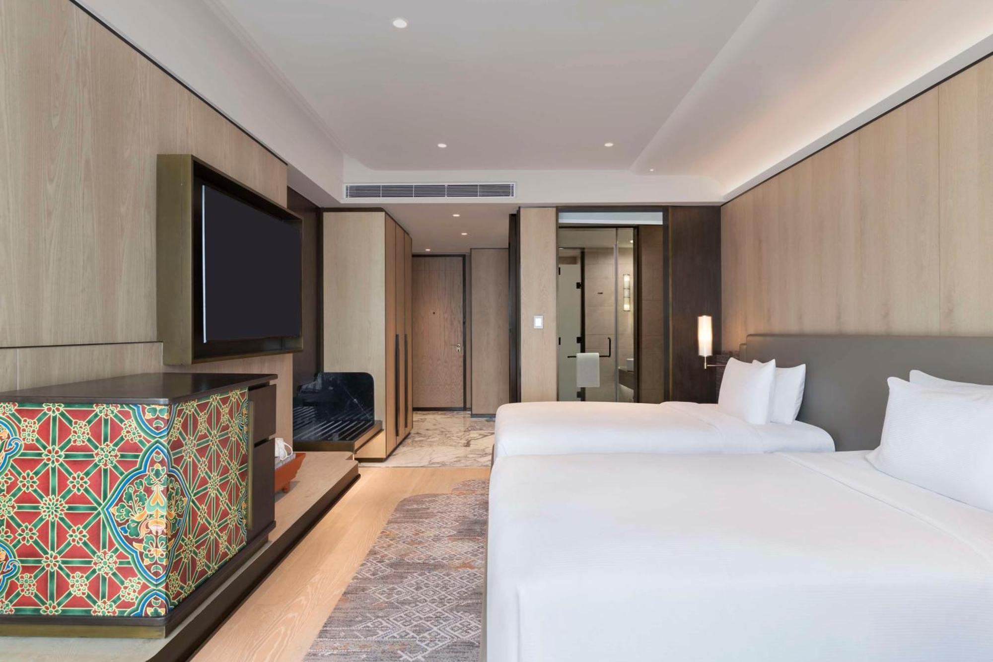 Hilton 5*
