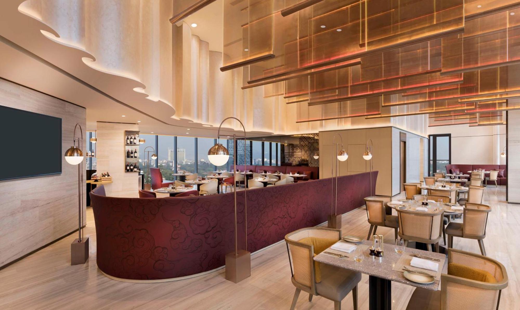 Hilton Hotel 5*