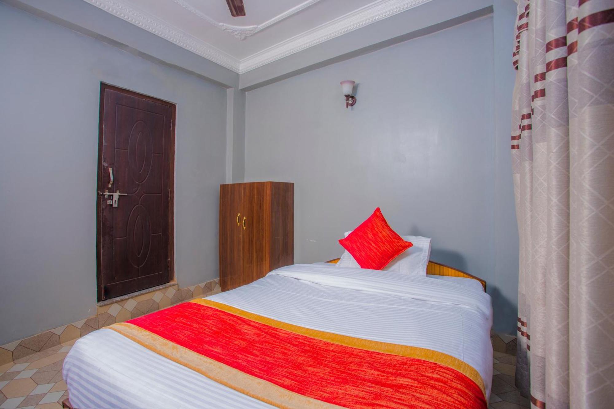 Oyo 251 Siddhi Binayak Hotel Kathmandu