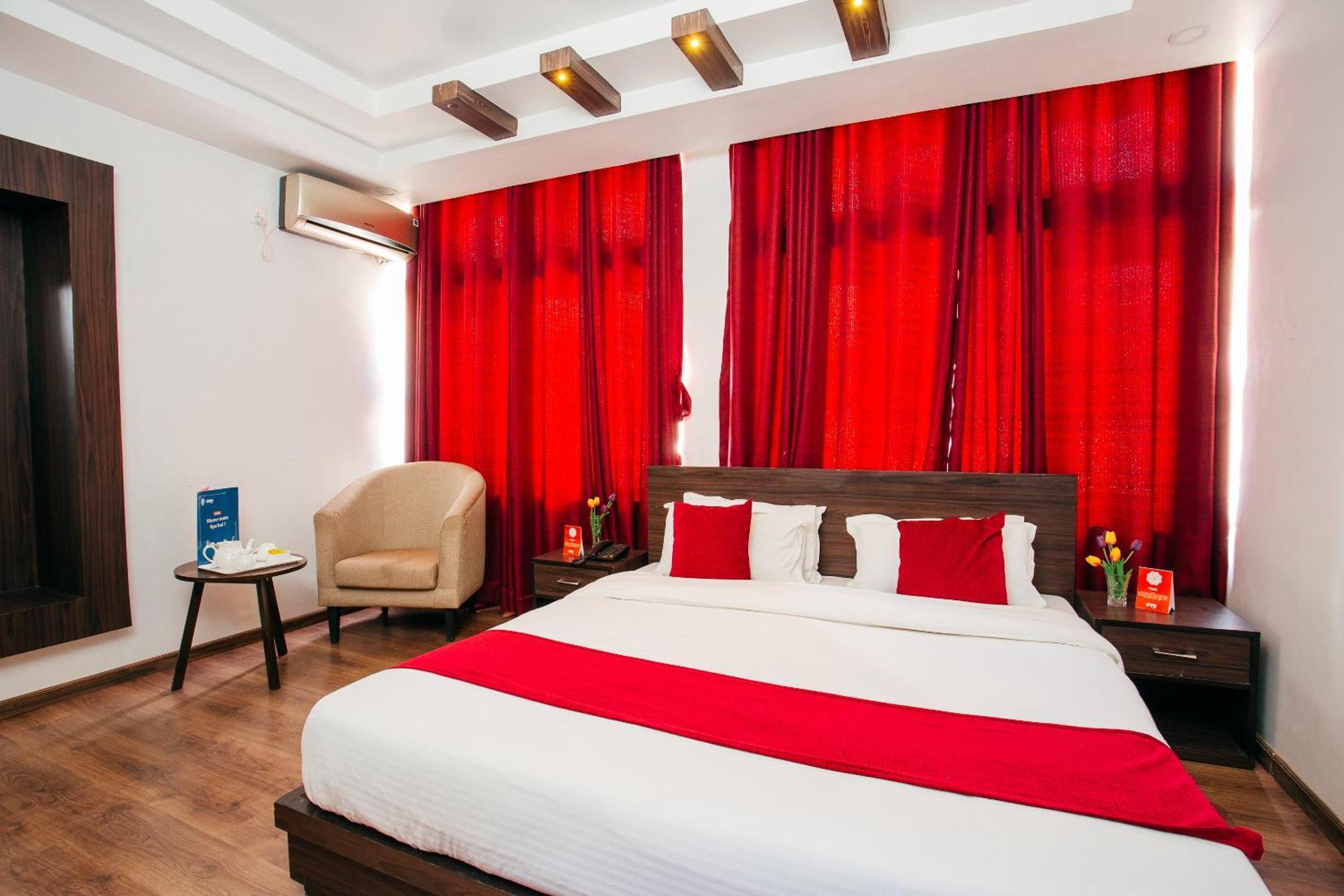 Oyo 11474 Gangaur Regency Boutique 2*