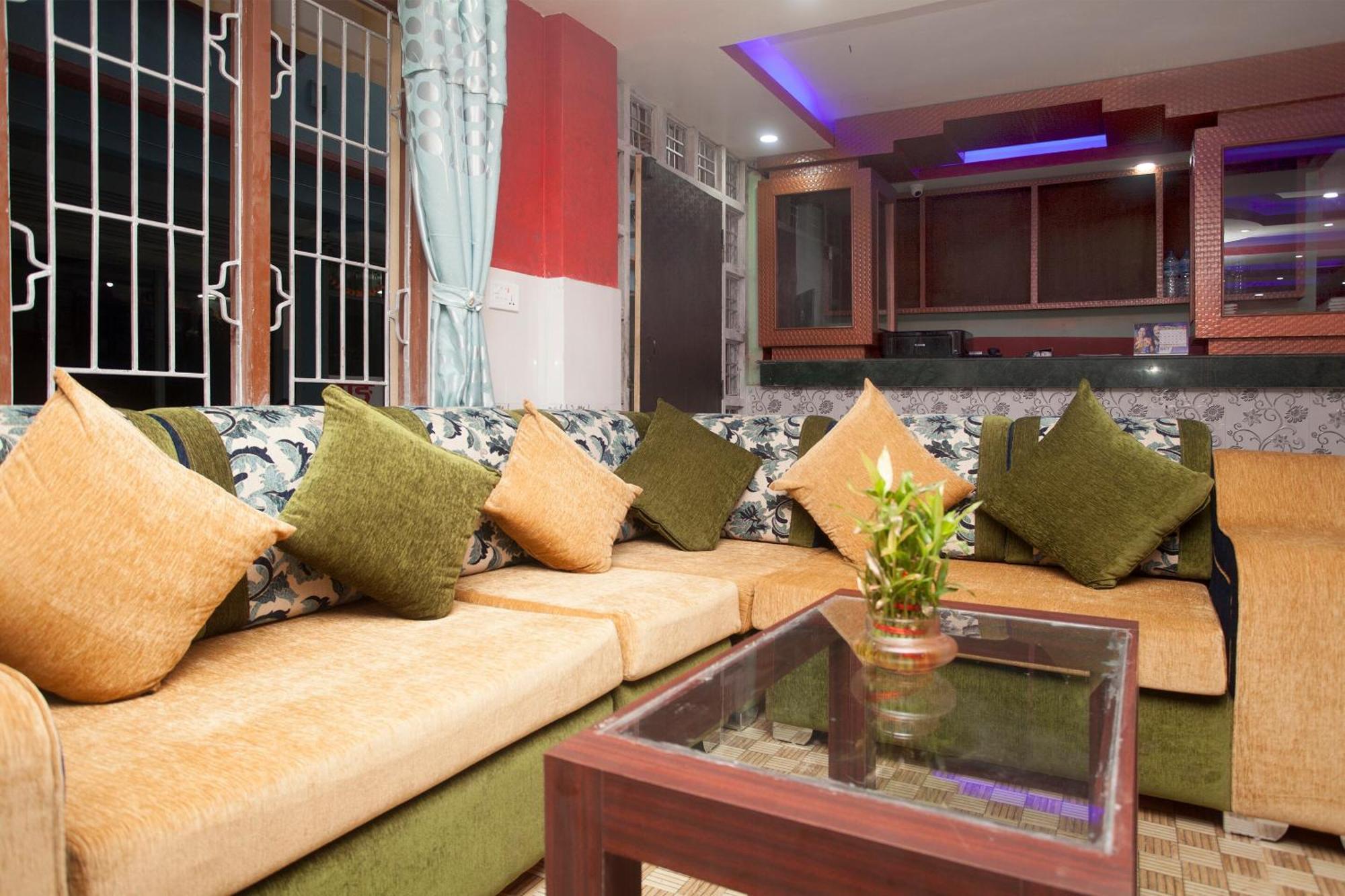Hotel Oyo 622 Khotang 3*