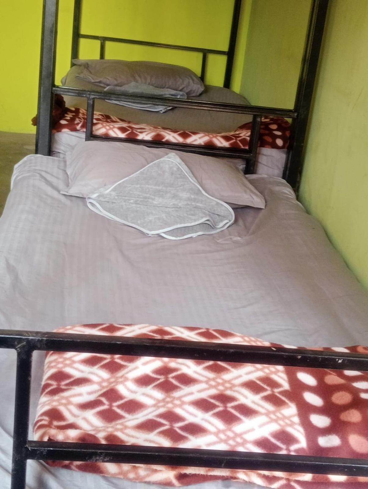Veda Hostel *