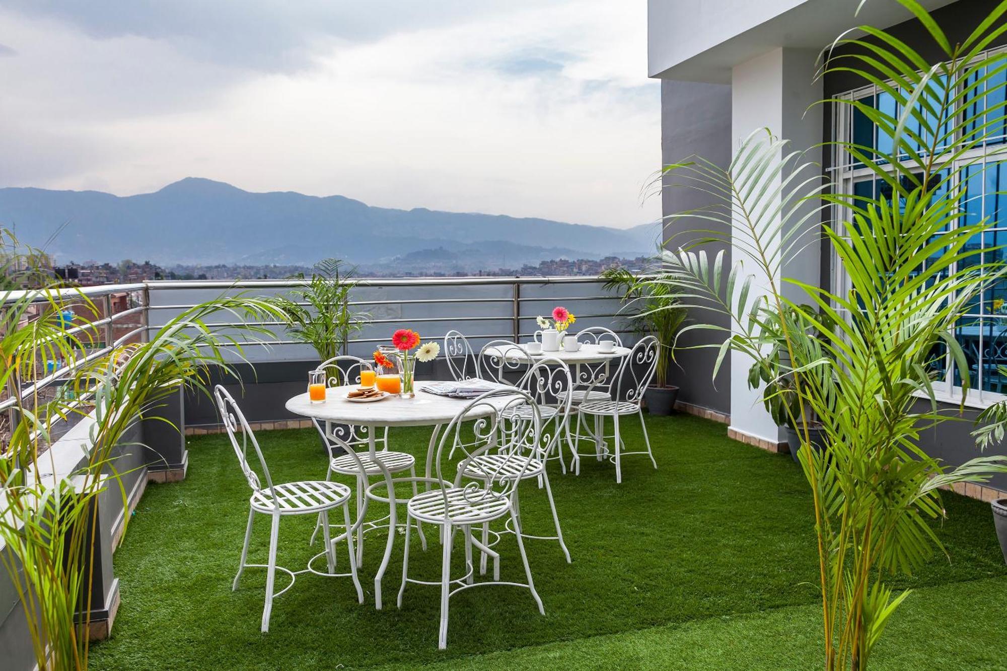Oyo 123 Plaza Hotel 3*