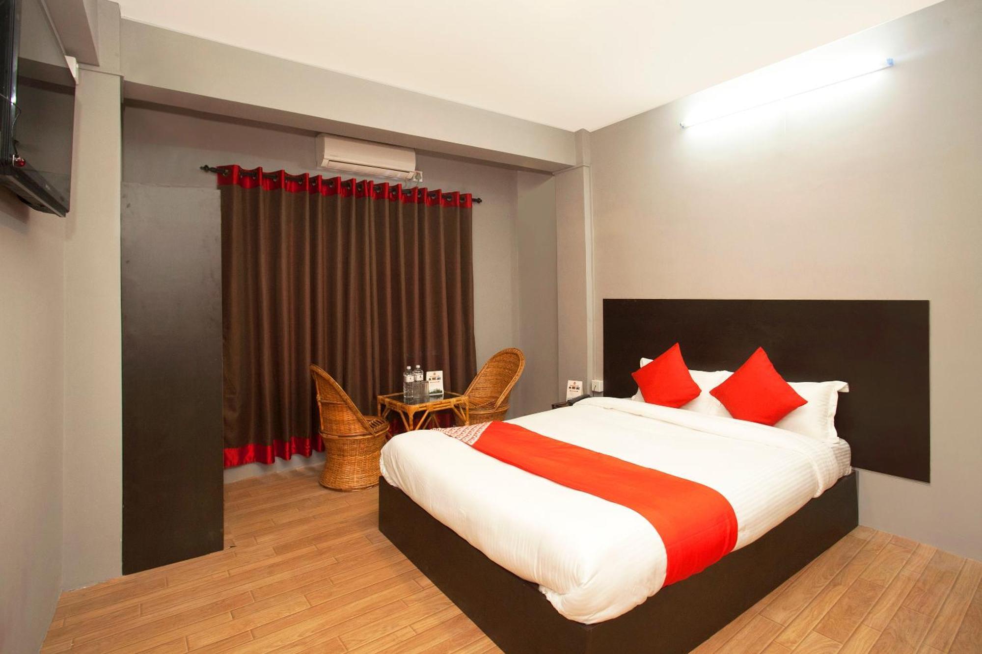 Oyo 587 Tradition Hotel 3*