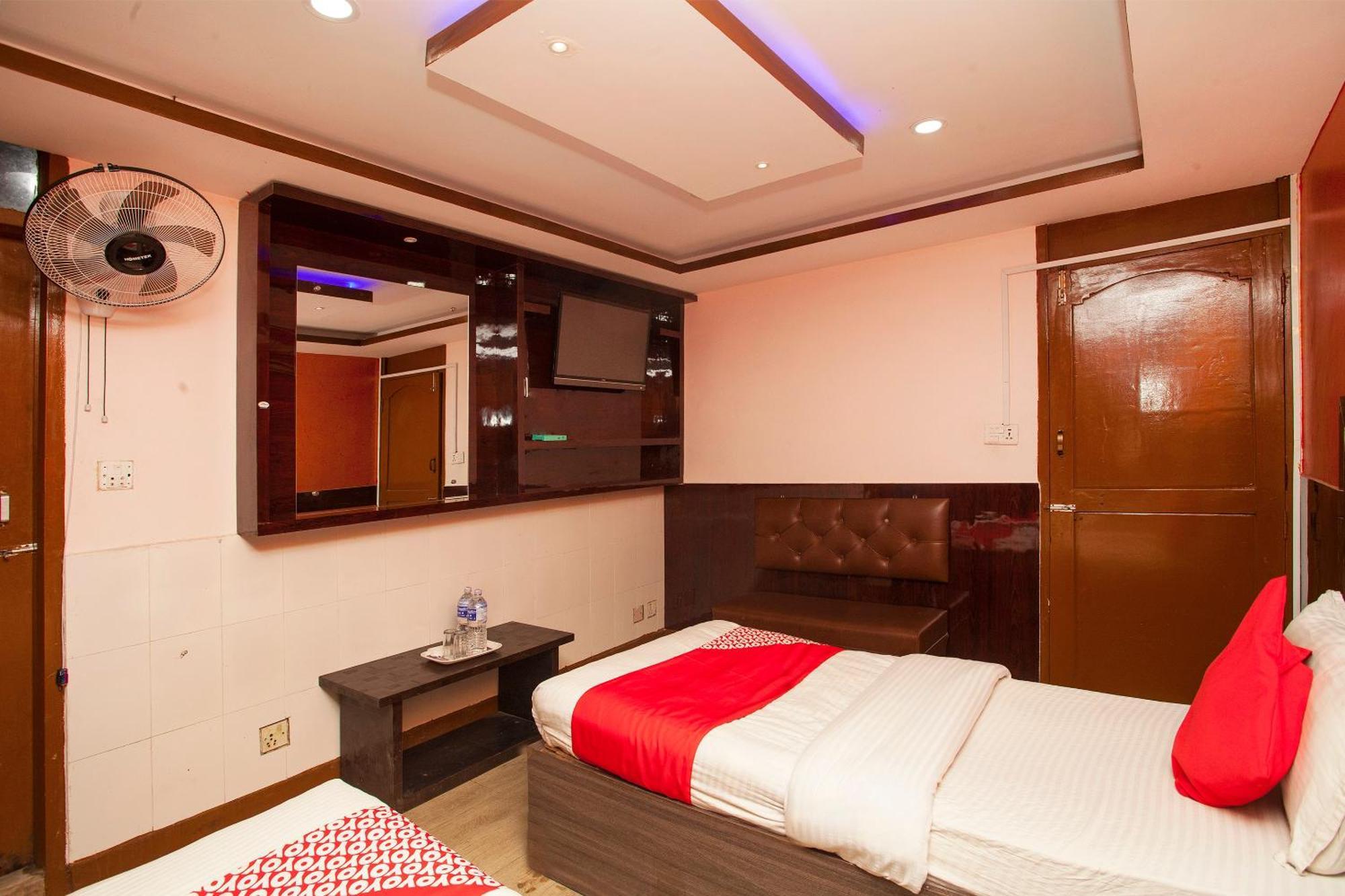 Oyo 809 Shree Guru Annex 2 Hotel *
