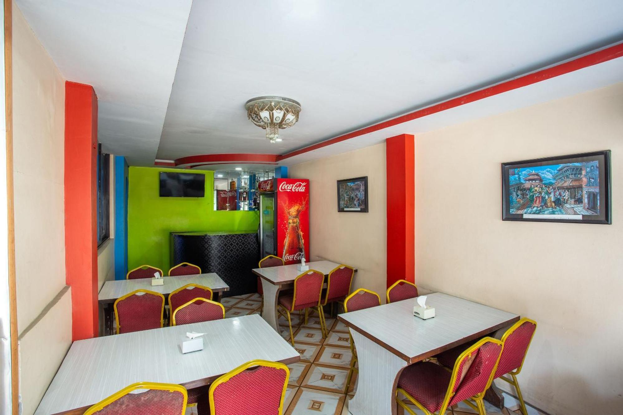 Oyo 808 Om Ganapati Pvt Ltd