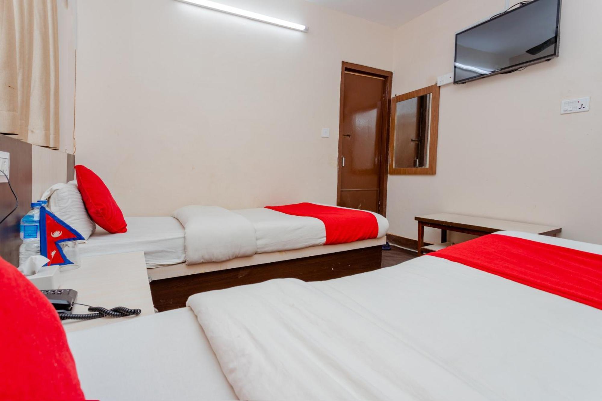 Hotel Oyo 811 New Pokhara Palace *