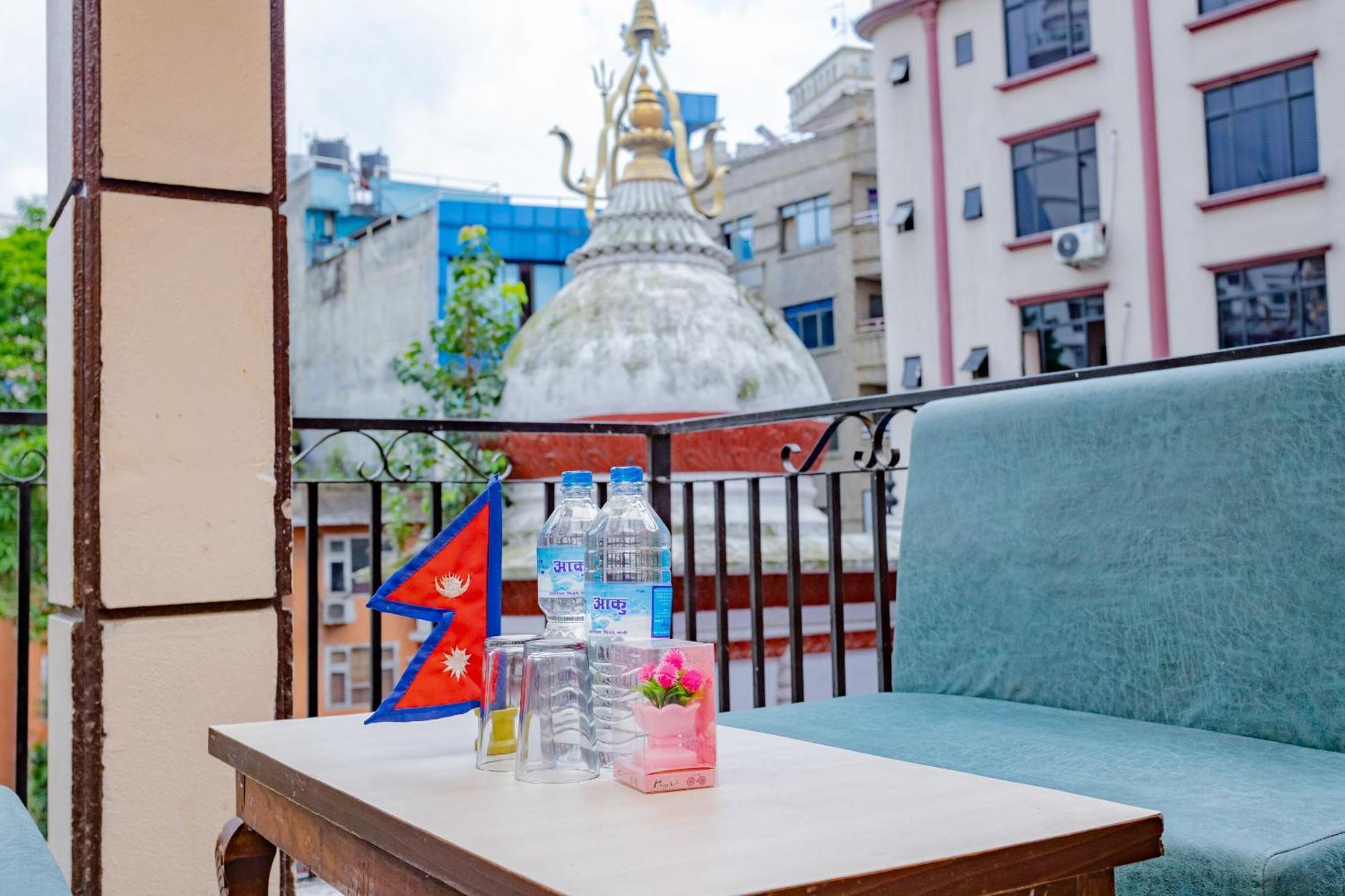 Oyo 811 New Pokhara Palace *