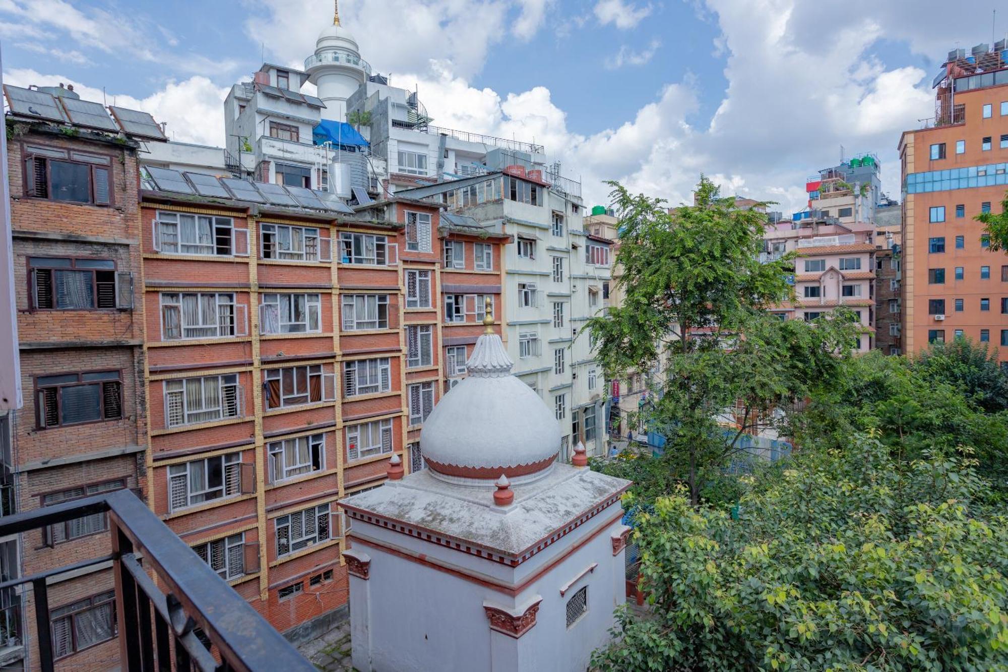 Oyo 811 New Pokhara Palace Hotel