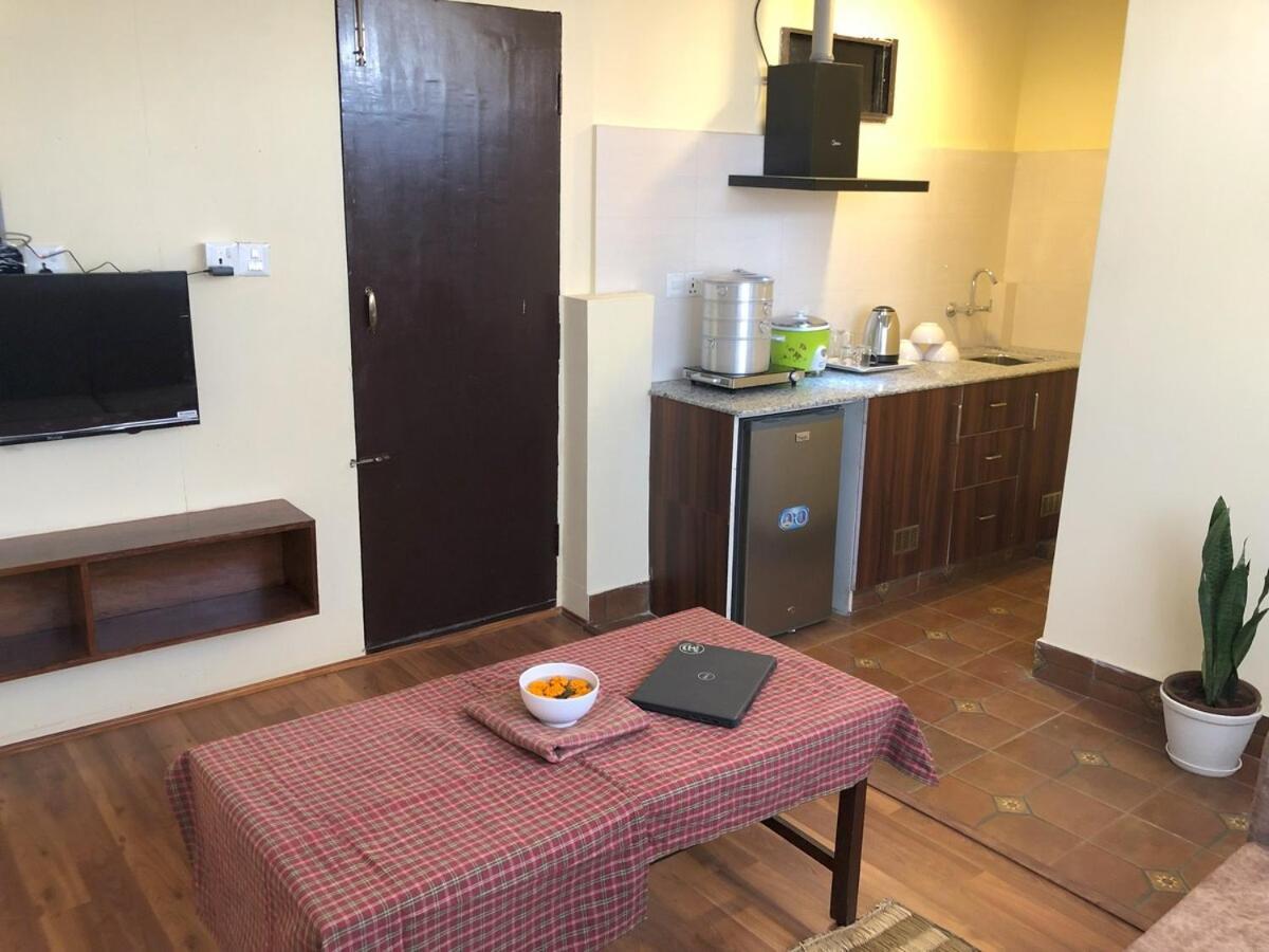 Zenithapartmentsthamel-kanchenjunga 1bhk