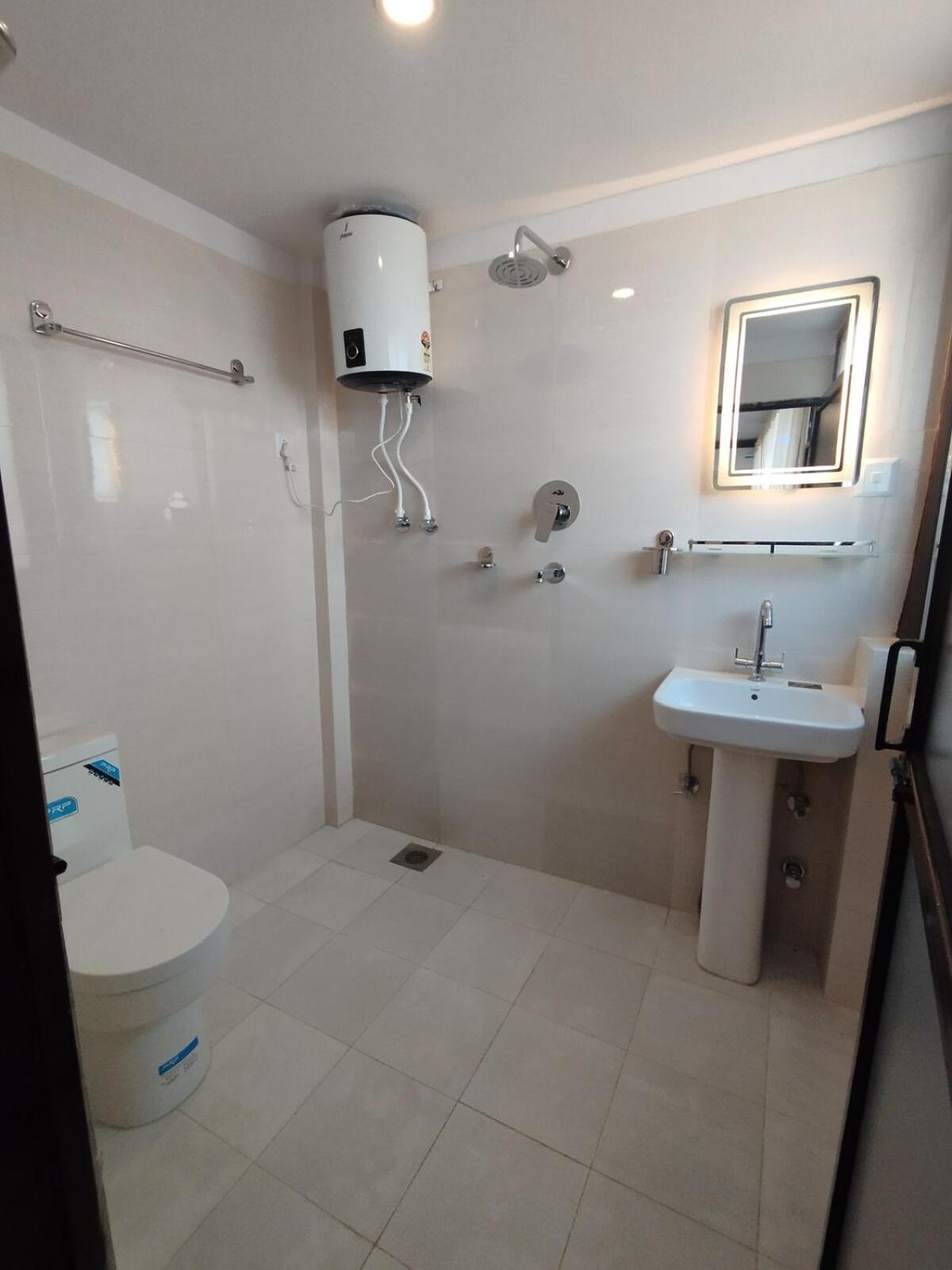 Zenithapartmentsthamel-kanchenjunga 1bhk *