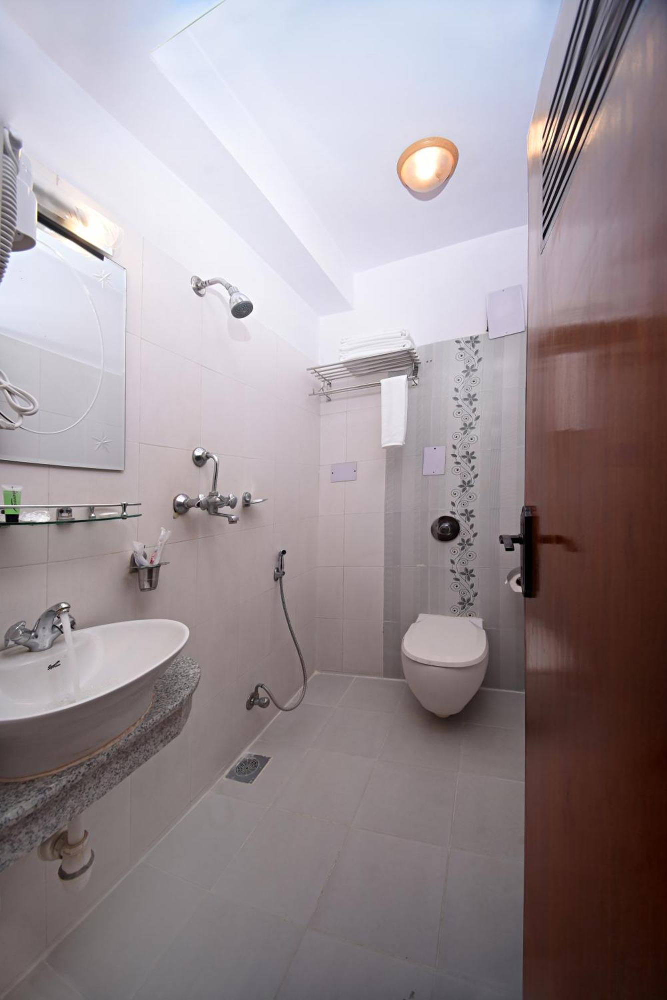 Hotel Tibet Boutique 4*
